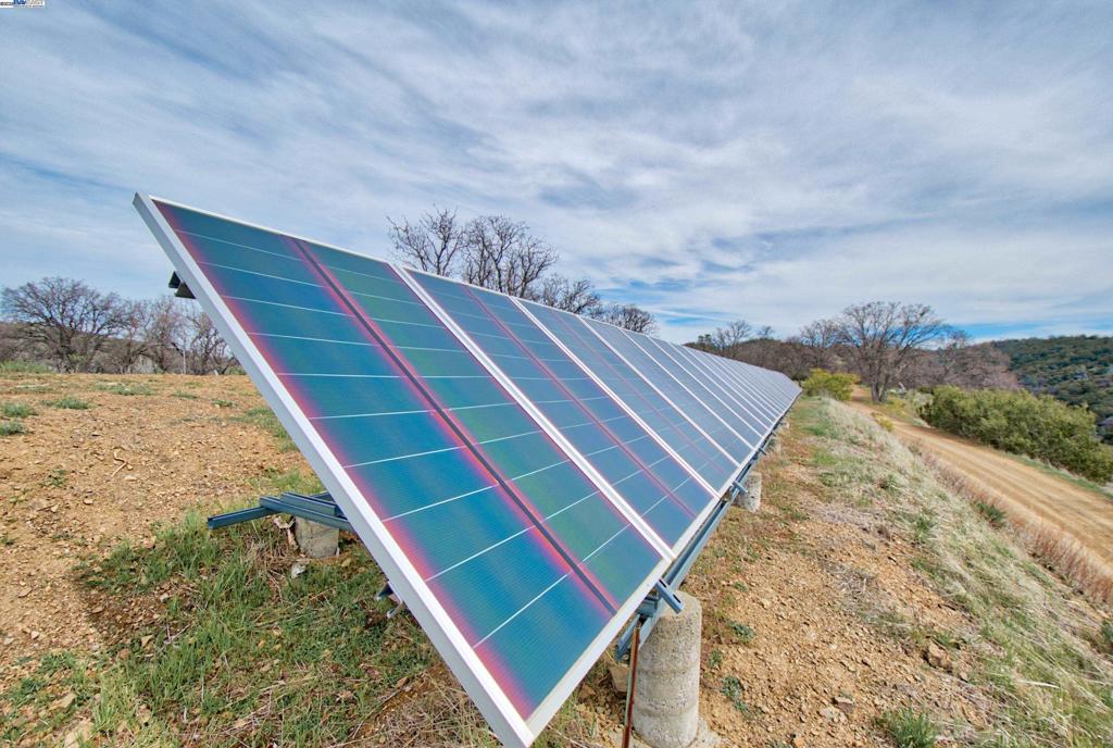 Livermore, California, 94550, United States, 2 Bedrooms Bedrooms, ,1 BathroomBathrooms,Residential,For Sale,2011774