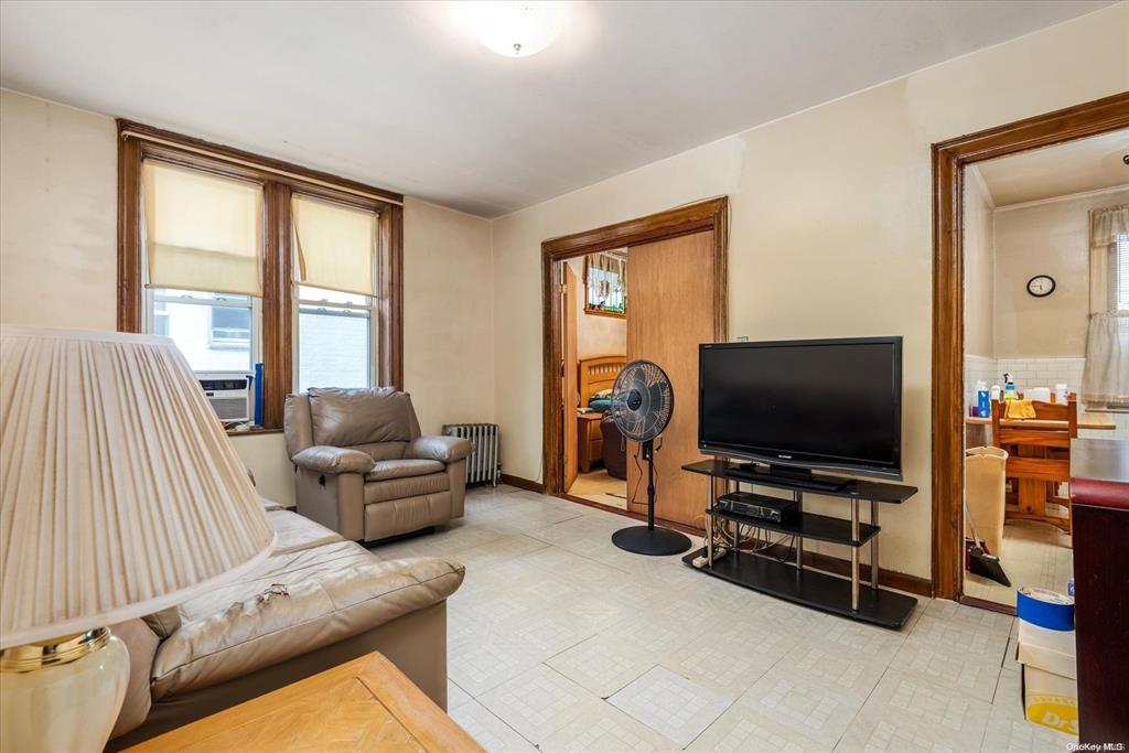 Brooklyn, New York, 11204, United States, 5 Bedrooms Bedrooms, ,3 BathroomsBathrooms,Residential,For Sale,1809100