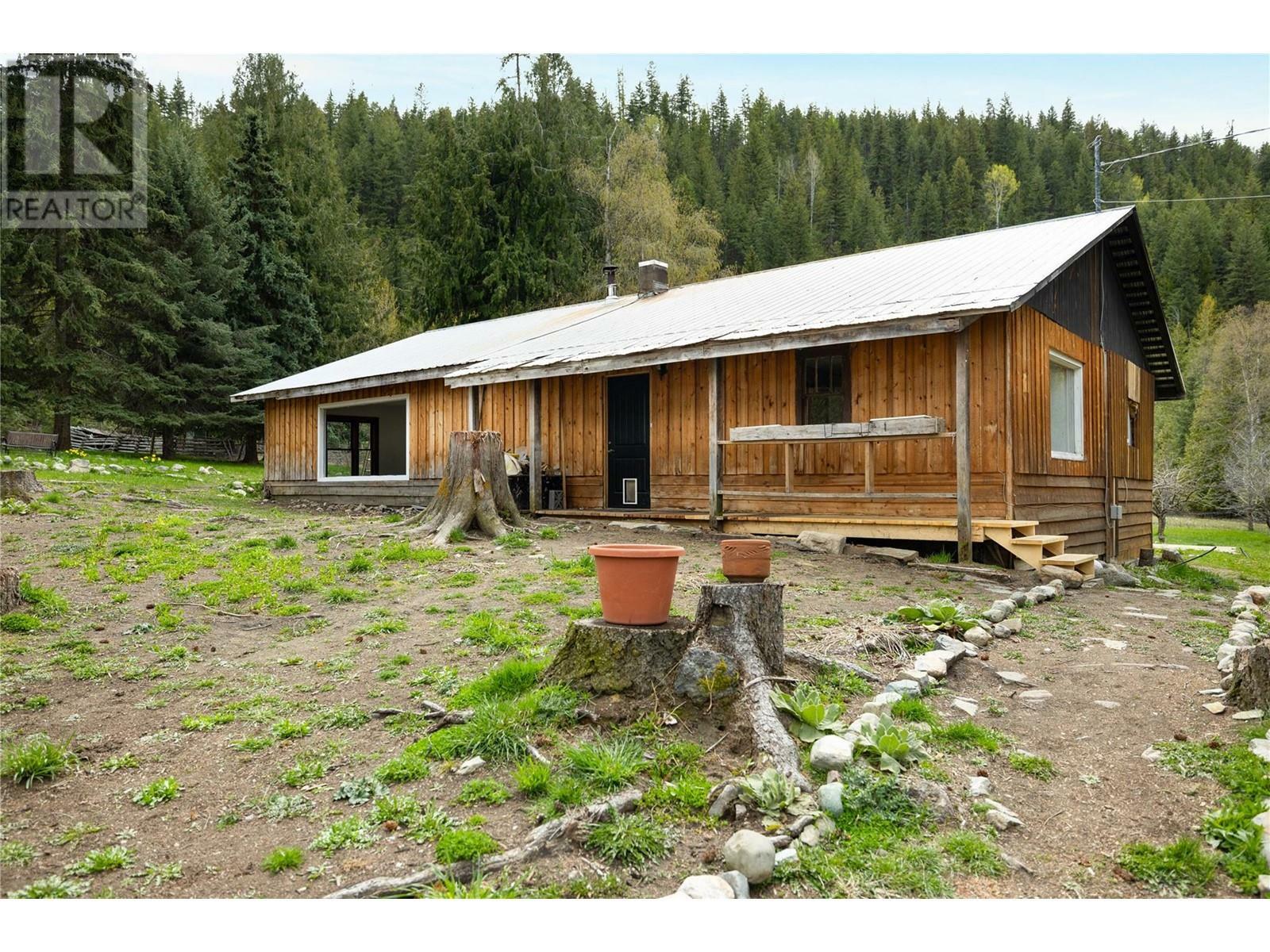 LUMBY, British Columbia, V0E 2G1, CA, 3 Bedrooms Bedrooms, ,2 BathroomsBathrooms,Residential,For Sale,1838495