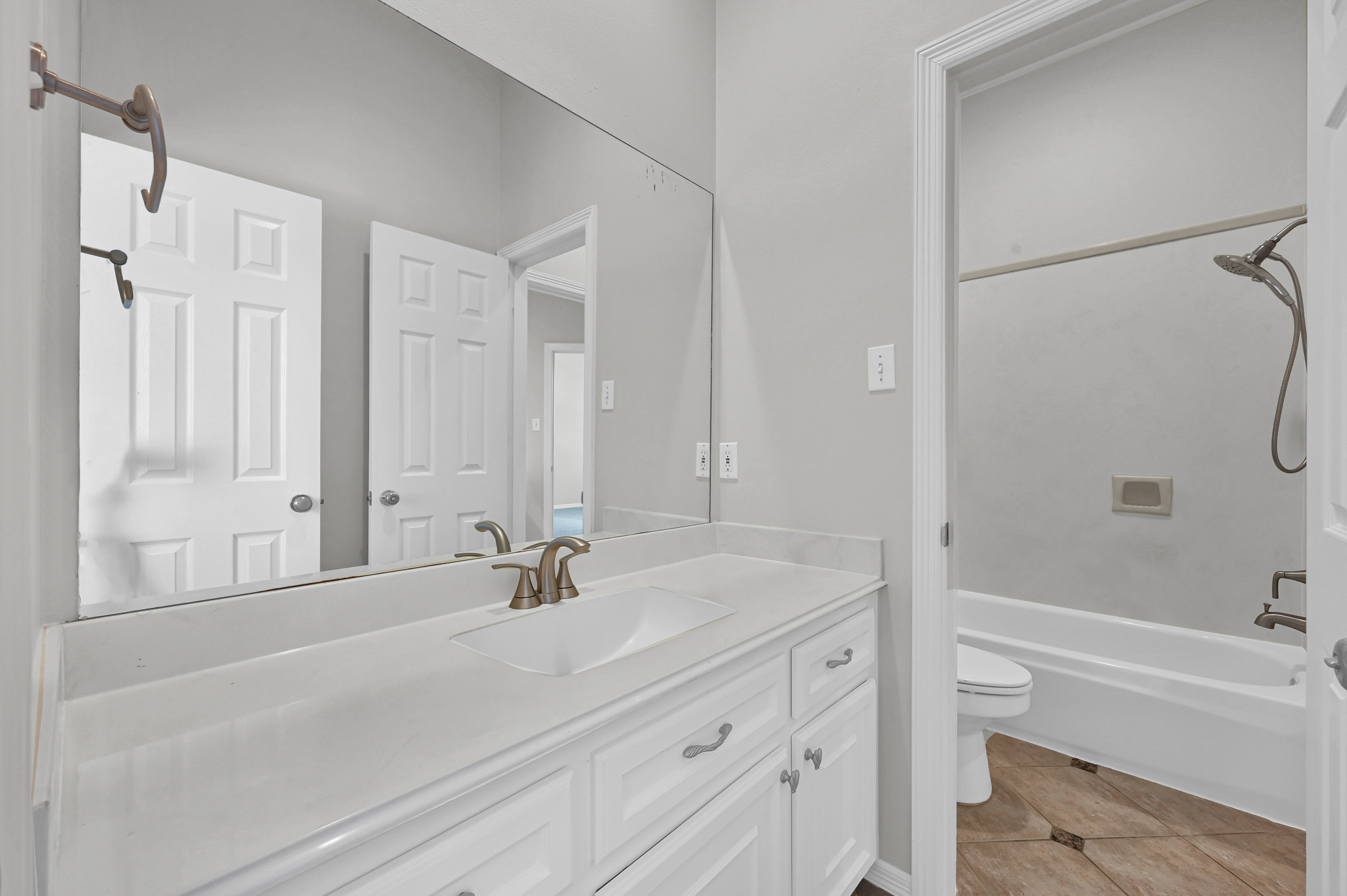 Cypress, Texas, 77429, United States, 4 Bedrooms Bedrooms, ,4 BathroomsBathrooms,Residential,For Sale,1904208