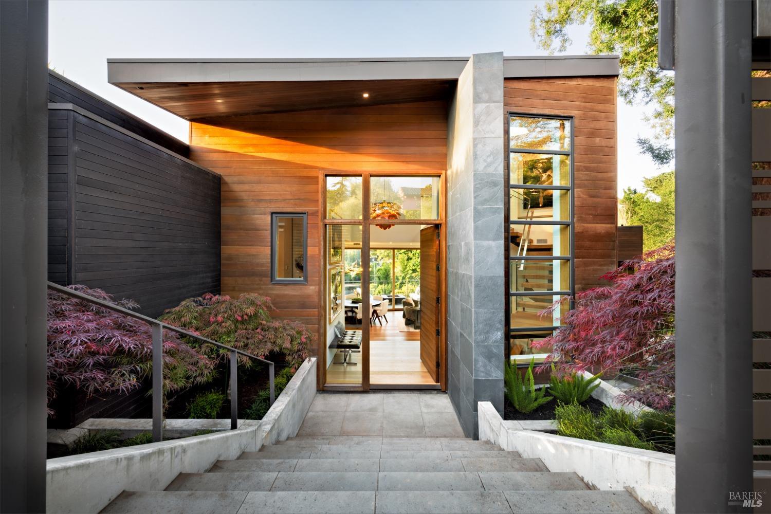 Mill Valley, California, 94941, United States, 5 Bedrooms Bedrooms, ,6 BathroomsBathrooms,Residential,For Sale,1913186