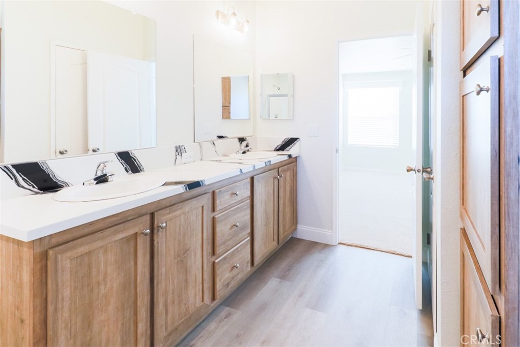 Temecula, California, 92591, United States, 3 Bedrooms Bedrooms, ,2 BathroomsBathrooms,Residential,For Sale,2028585