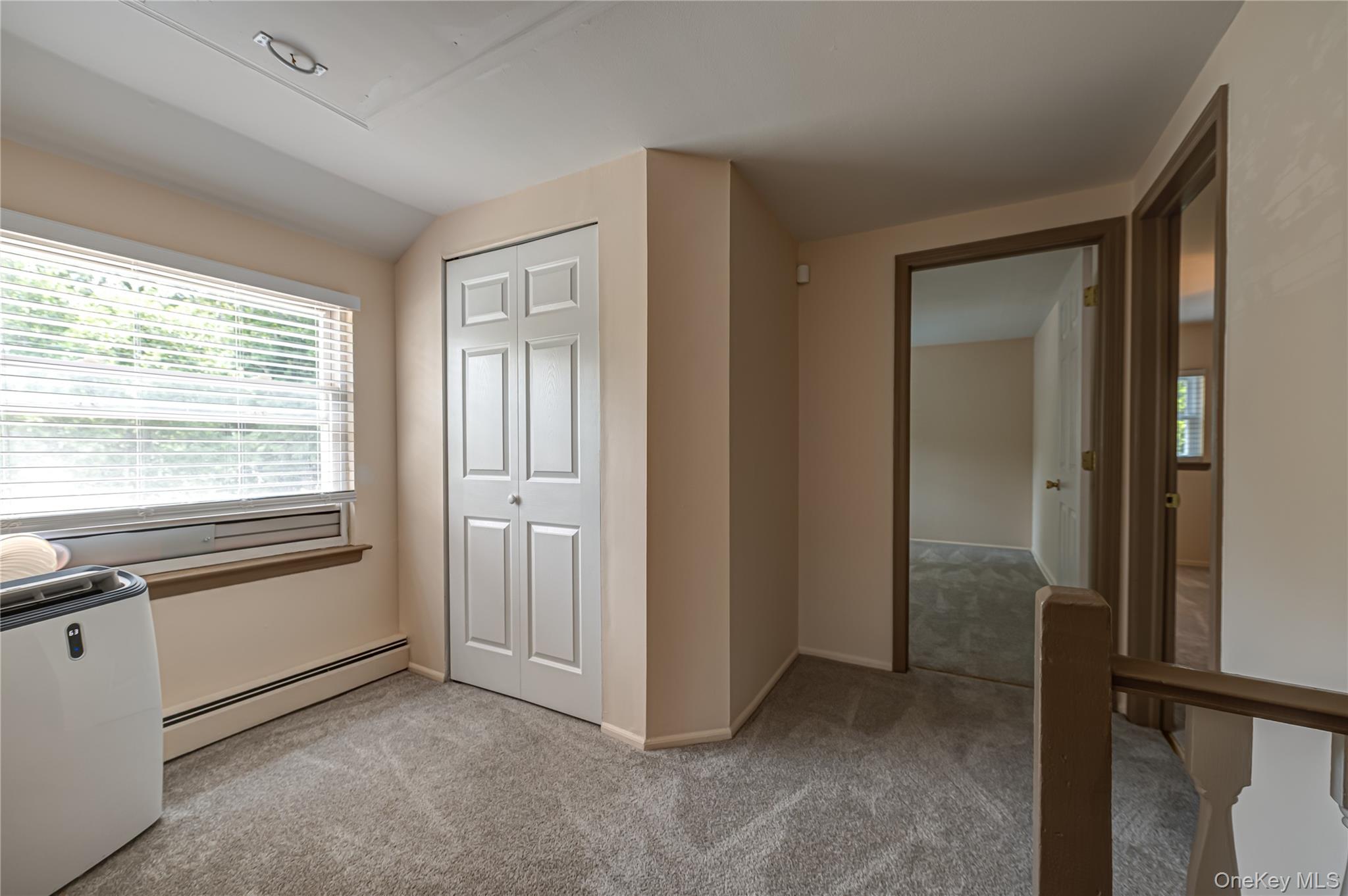  16 Sussex Lane, Lake Grove, NY, 11755 - 物件實景