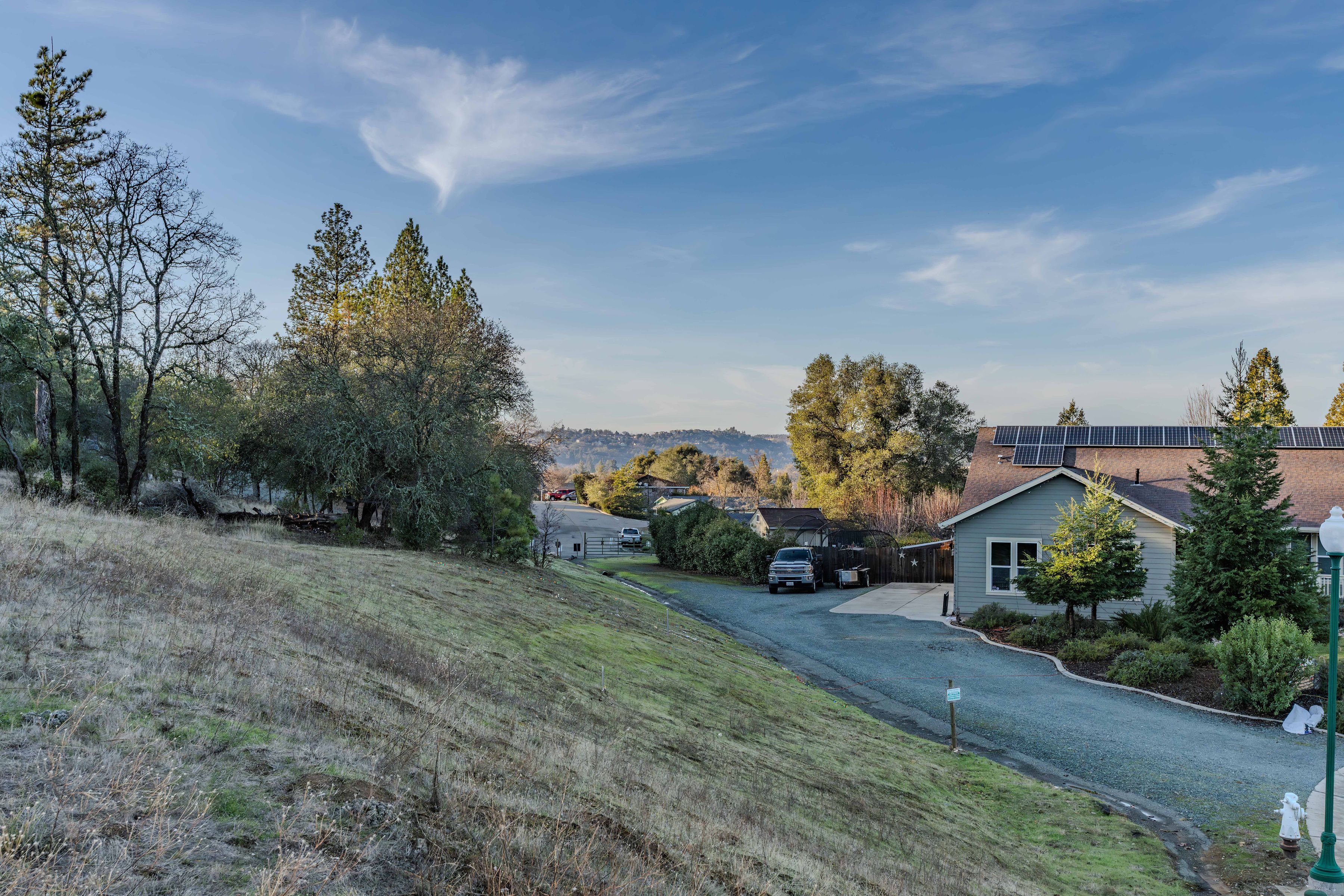  Desirable neighborhood lot ready for development - 物件實景