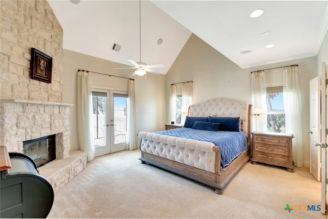Port Lavaca, Texas, 77979, United States, 4 Bedrooms Bedrooms, ,5 BathroomsBathrooms,Residential,For Sale,1729133