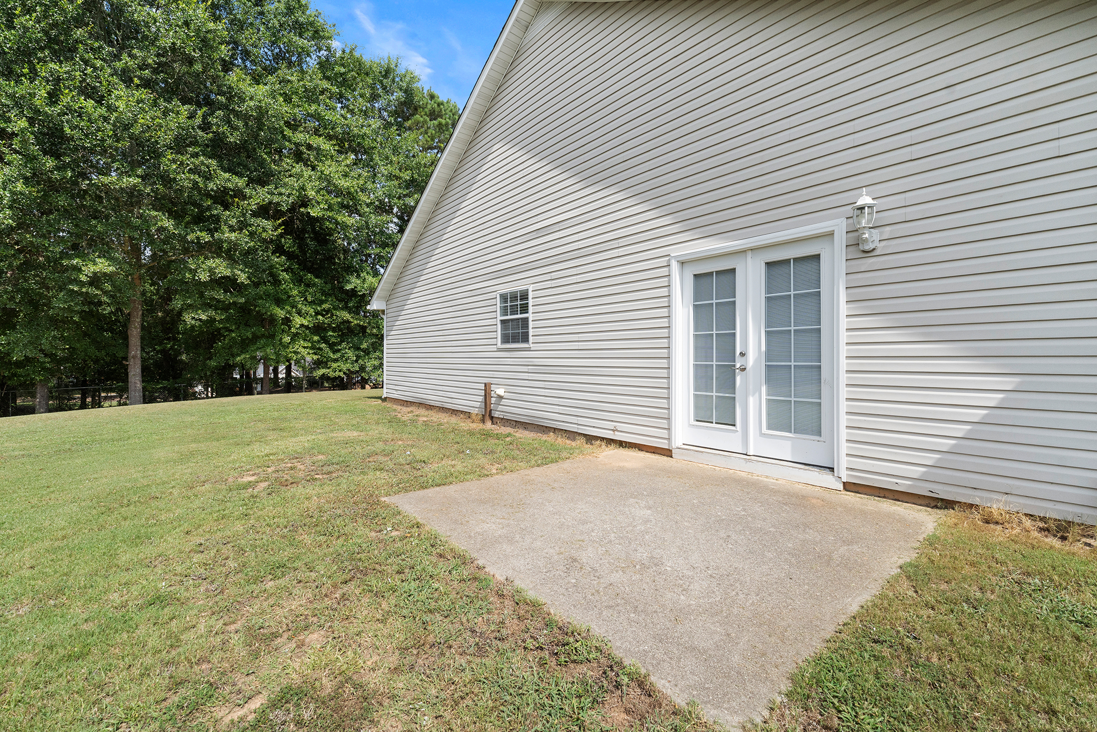  Immaculately Maintained, Brick-Front, Step-Less Ranch Home - 物件實景
