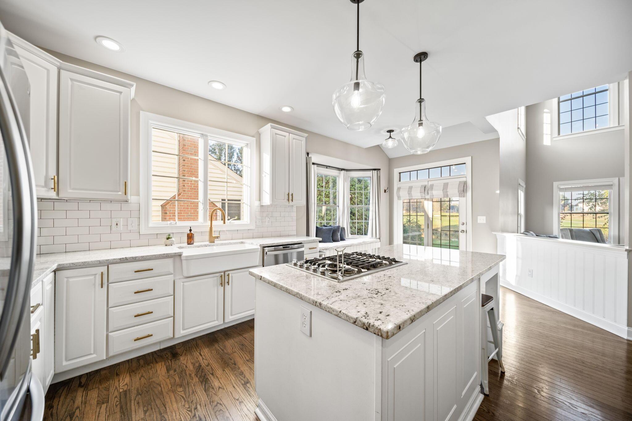 New Albany, Ohio, 43054, United States, 4 Bedrooms Bedrooms, ,3 BathroomsBathrooms,Residential,For Sale,1988234