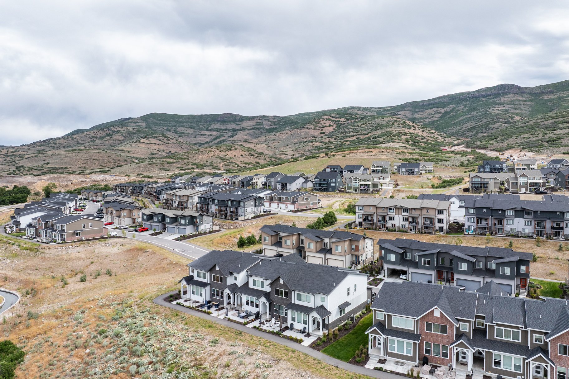  Upgraded Jordanelle Ridge Townhome with Stunning Timpanogos Views - 物件實景