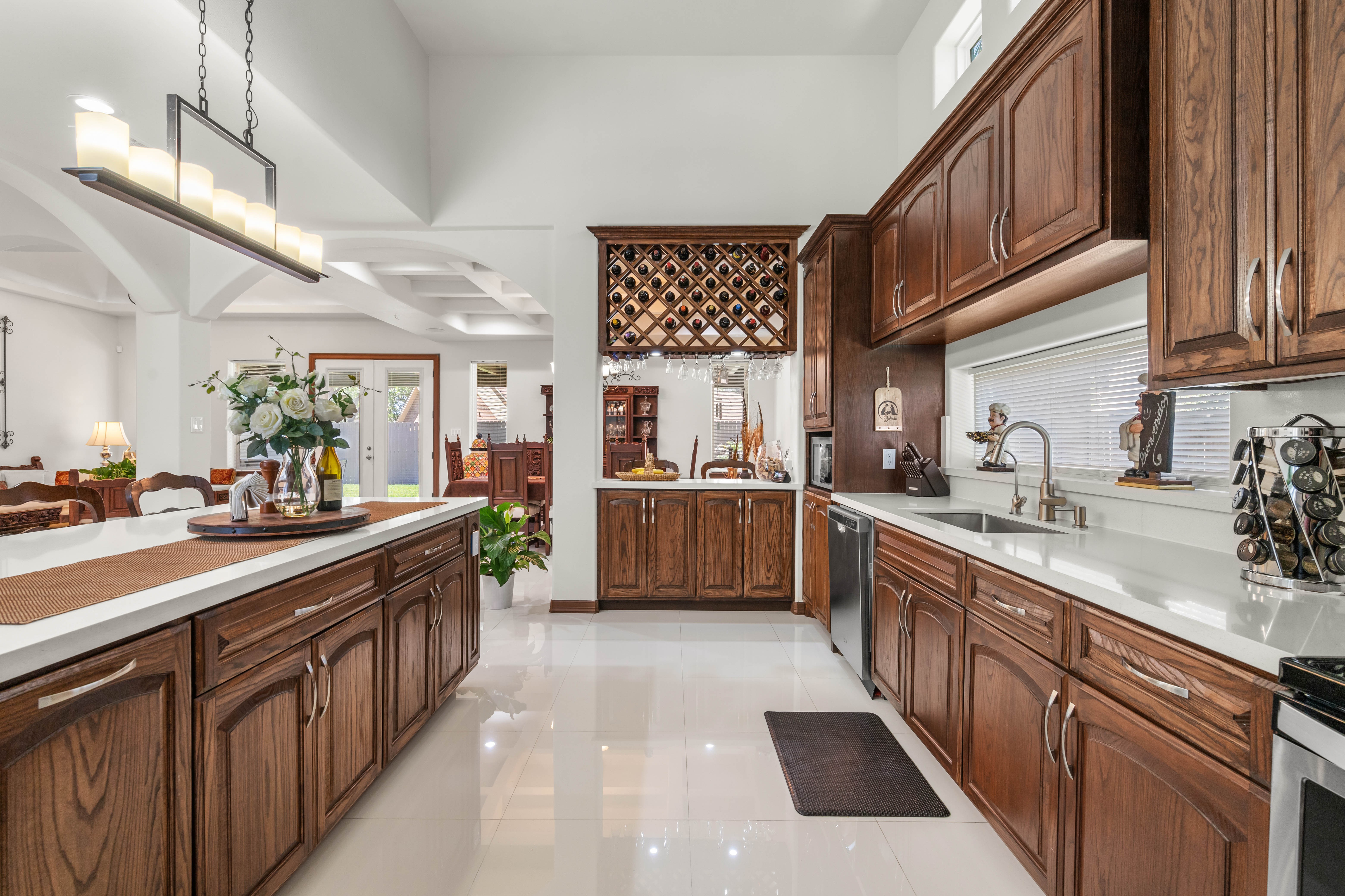 Mission, Texas, 78572, United States, 3 Bedrooms Bedrooms, ,4 BathroomsBathrooms,Residential,For Sale,1762015