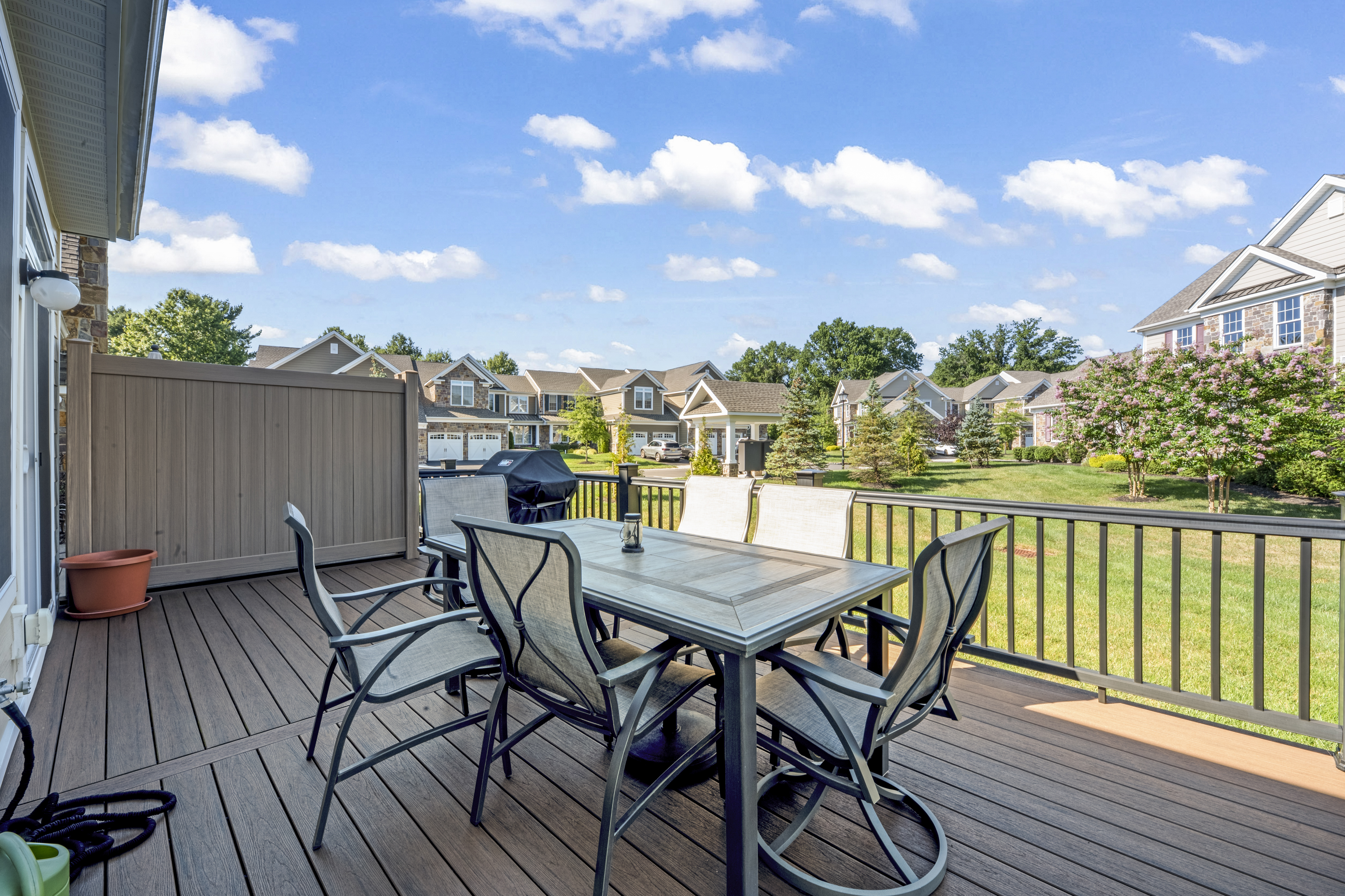 Holmdel, New Jersey, 07733, United States, 3 Bedrooms Bedrooms, ,4 BathroomsBathrooms,Residential,For Sale,1923321