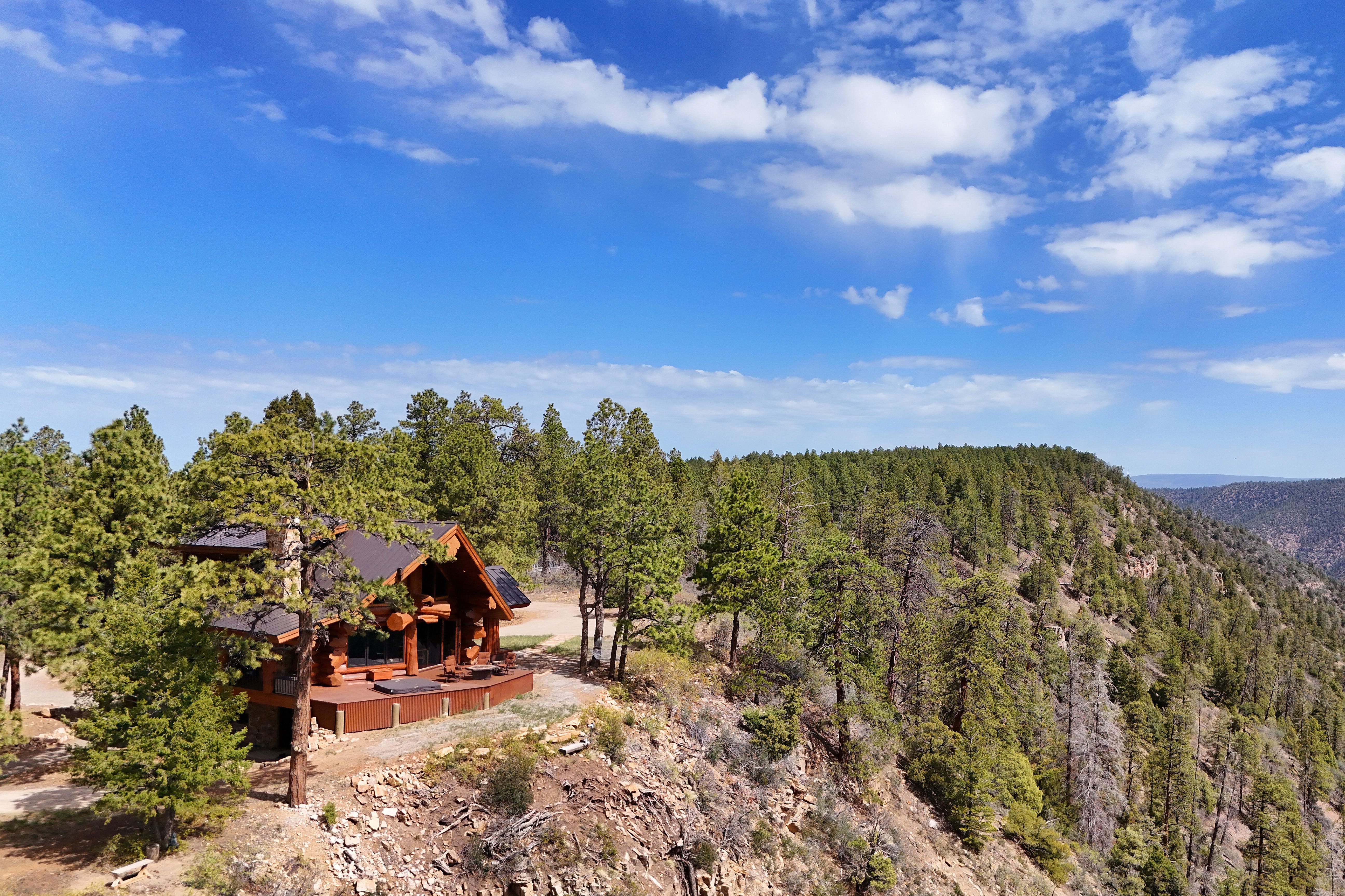  A Rare Mesa Retreat with Unobstructed Panoramic Views - 物件實景