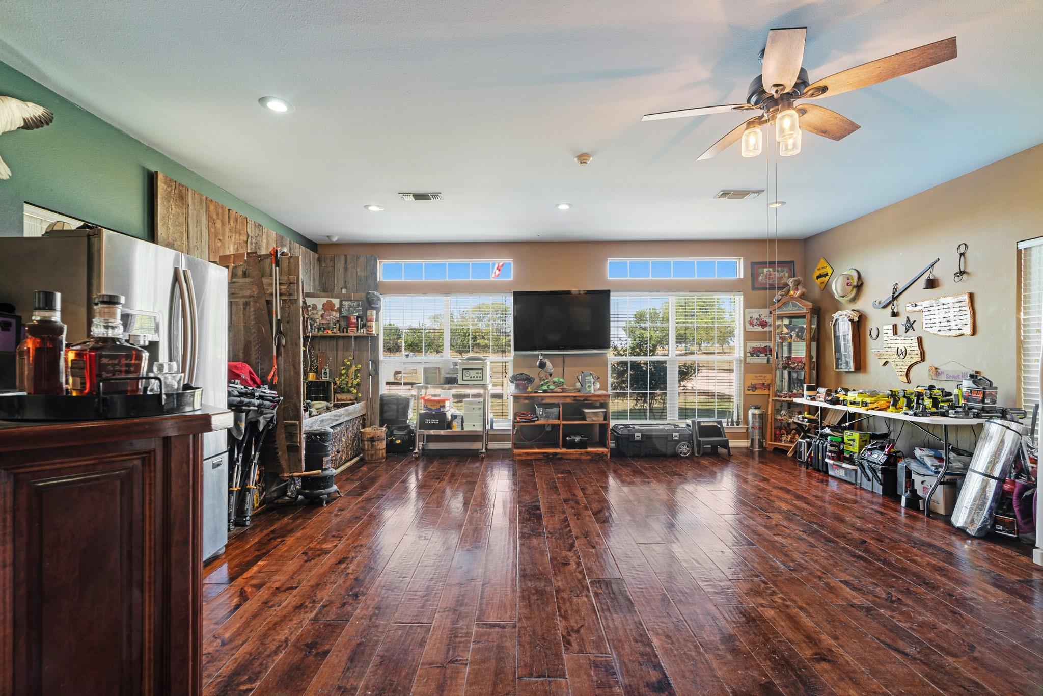 Deport, Texas, 75436, United States, 3 Bedrooms Bedrooms, ,3 BathroomsBathrooms,Residential,For Sale,1982832