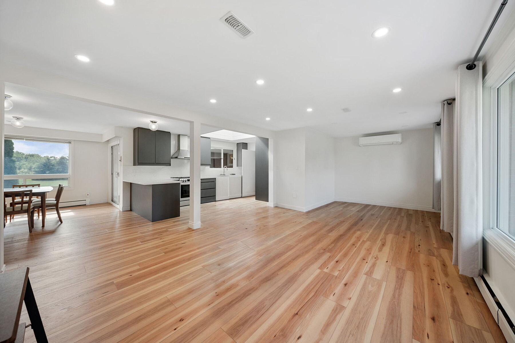  Luxury Modernized Bungalow - 物件實景