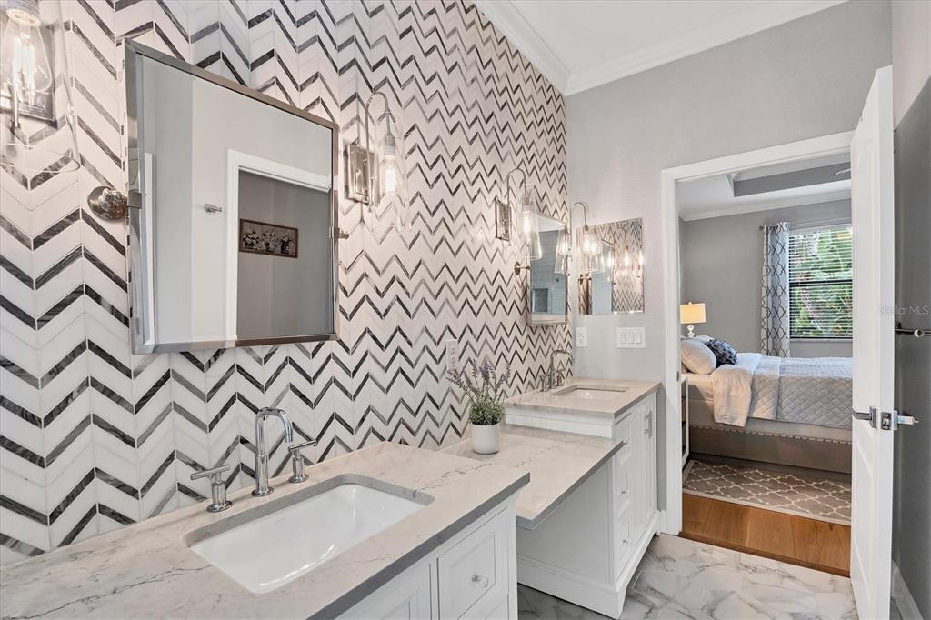 Venice, Florida, 34293, United States, 4 Bedrooms Bedrooms, ,2 BathroomsBathrooms,Residential,For Sale,1977981