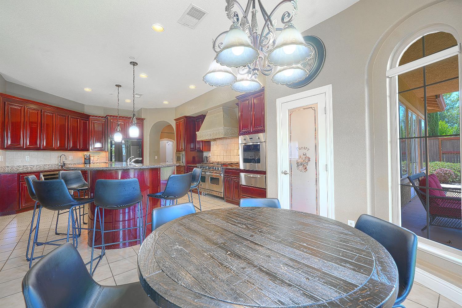 Lincoln, California, 95648, United States, 7 Bedrooms Bedrooms, ,5 BathroomsBathrooms,Residential,For Sale,1984434