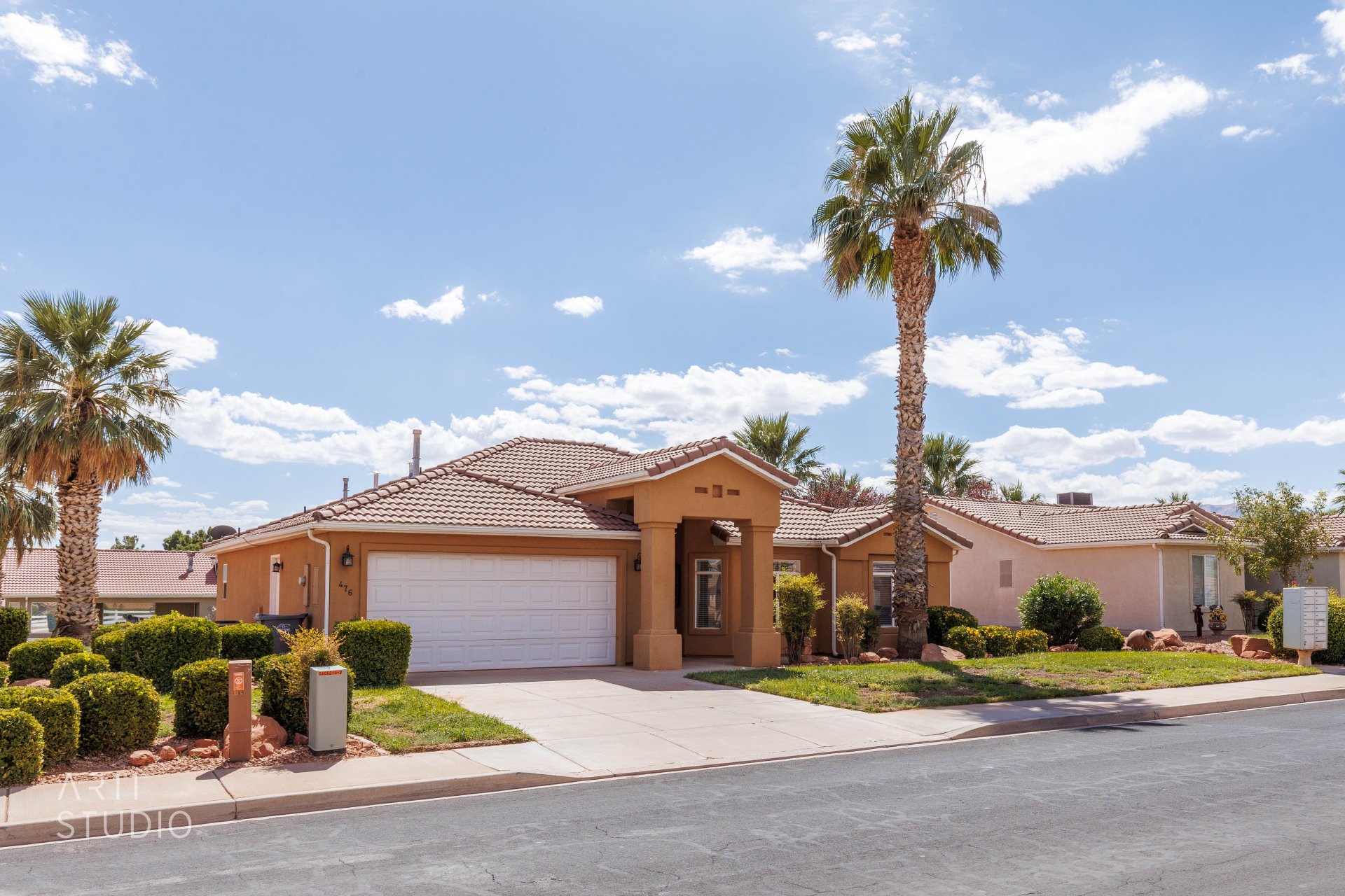 400 , Ivins, UT 84738