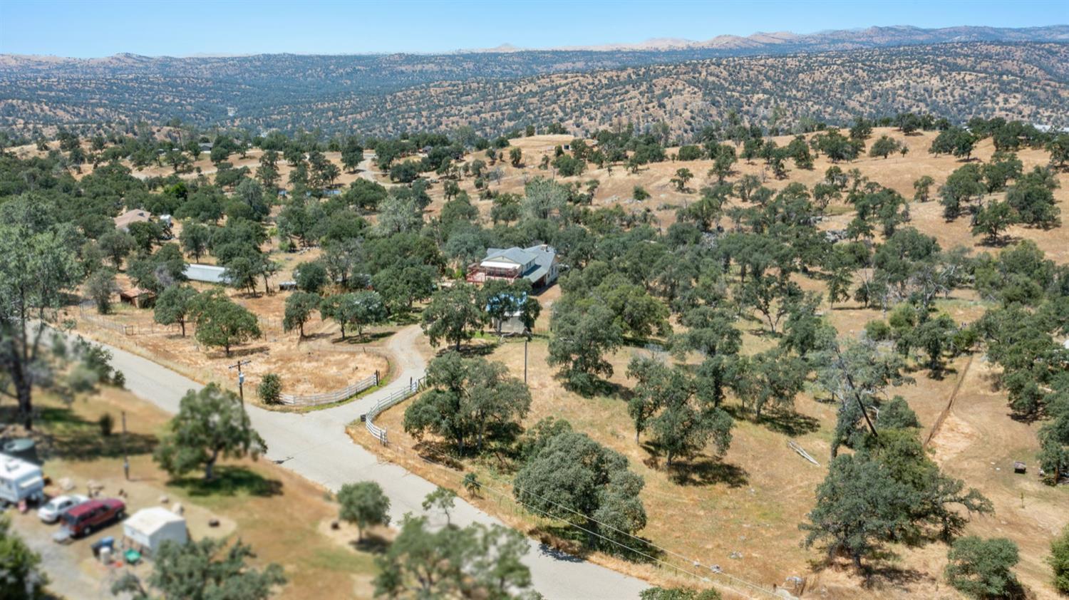 Raymond, California, 93653, United States, 3 Bedrooms Bedrooms, ,3 BathroomsBathrooms,Residential,For Sale,2048178