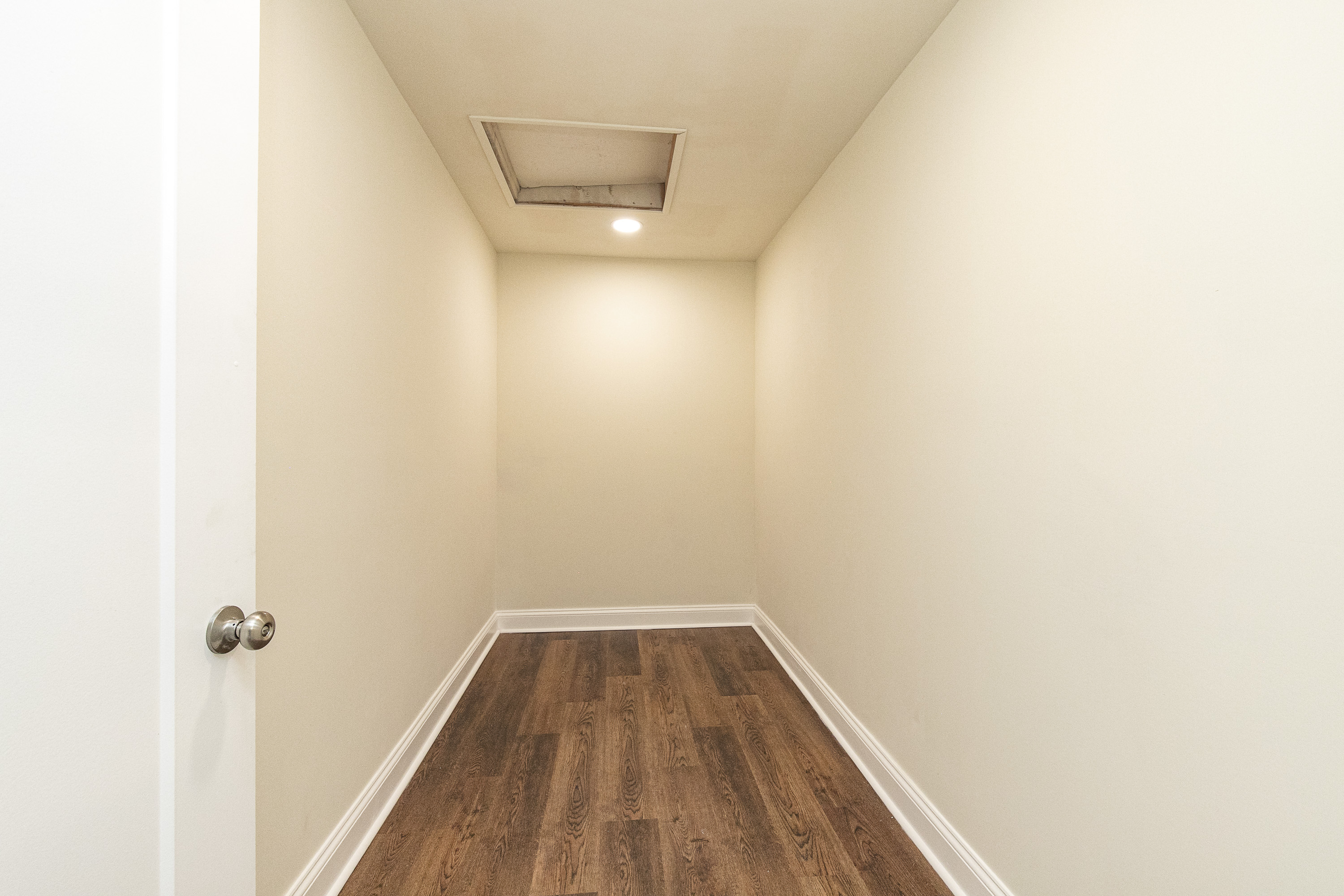 Onancock, Virginia, 23417, United States, 4 Bedrooms Bedrooms, ,3 BathroomsBathrooms,Residential,For Sale,1995976