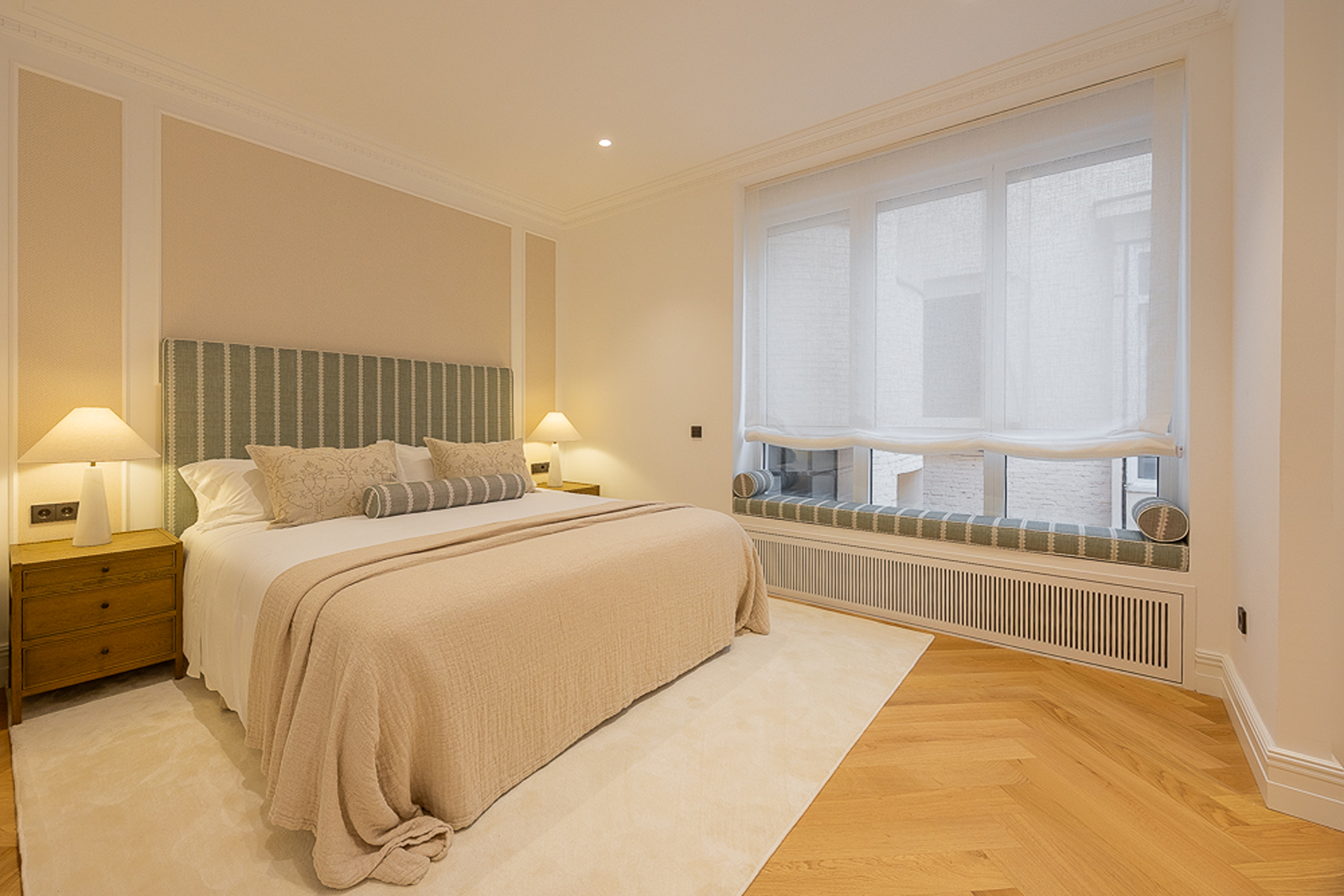  Exclusive flat with 3 suites in a classic building in Almagro, Madrid - 物件實景