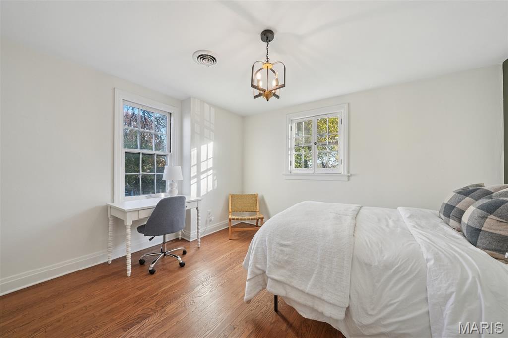 Kirkwood, Missouri, 63122, United States, 3 Bedrooms Bedrooms, ,4 BathroomsBathrooms,Residential,For Sale,2002227