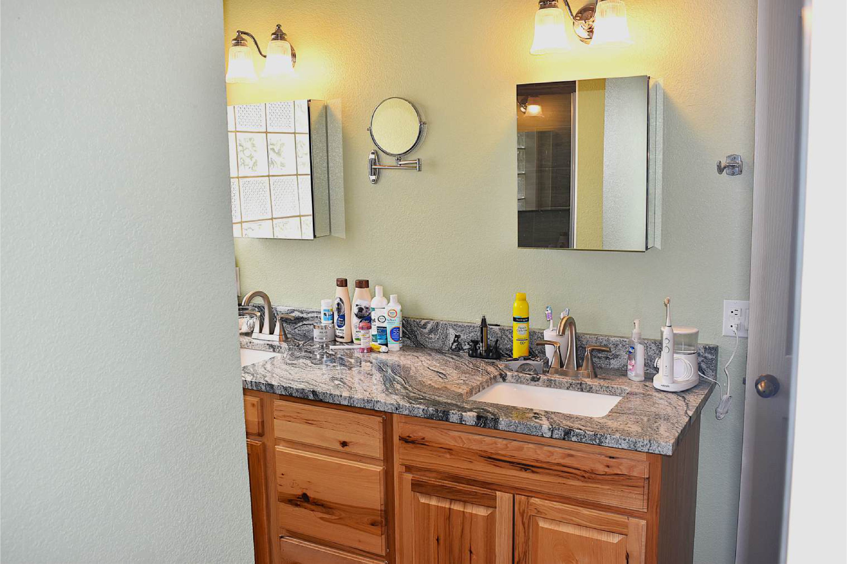 Alto, New Mexico, 88312, United States, 3 Bedrooms Bedrooms, ,3 BathroomsBathrooms,Residential,For Sale,1982199