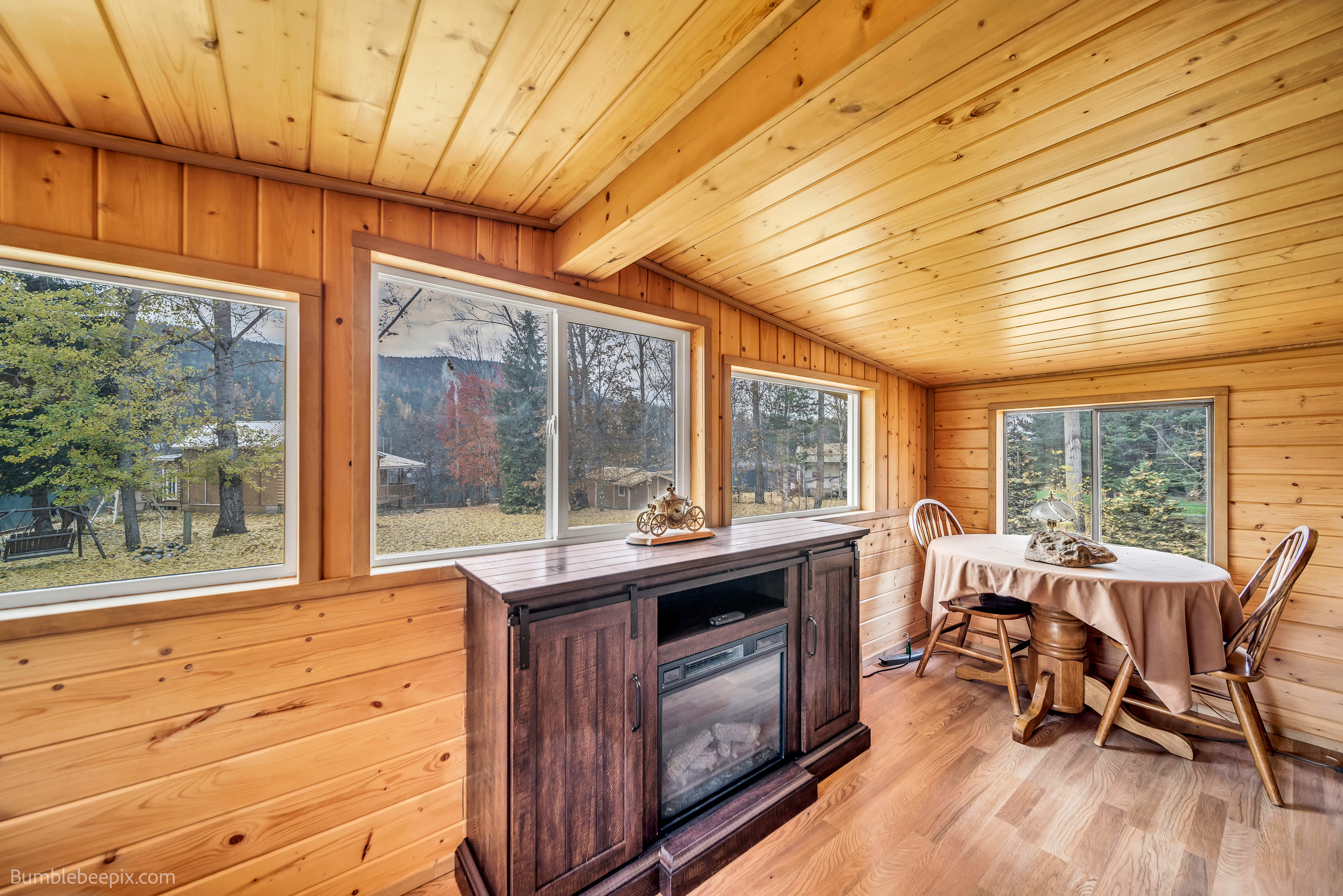 Cusick, Washington, 99119, United States, 4 Bedrooms Bedrooms, ,1 BathroomBathrooms,Residential,For Sale,1988641