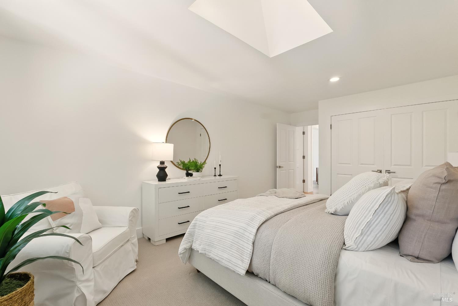 Woodacre, California, 94973, United States, 5 Bedrooms Bedrooms, ,3 BathroomsBathrooms,Residential,For Sale,1838078