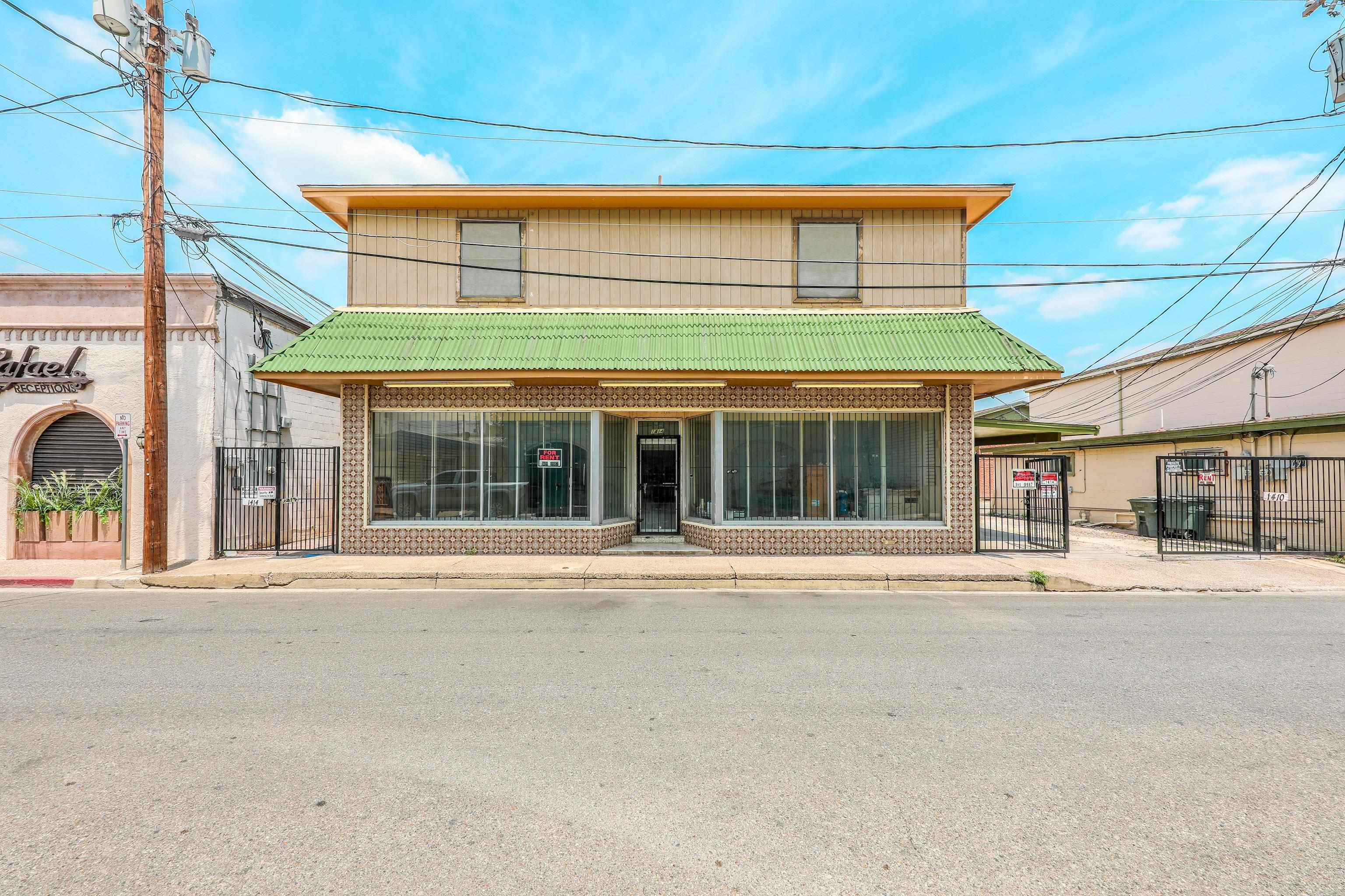 Laredo, Texas, 78040, United States, ,Residential,For Sale,1933495