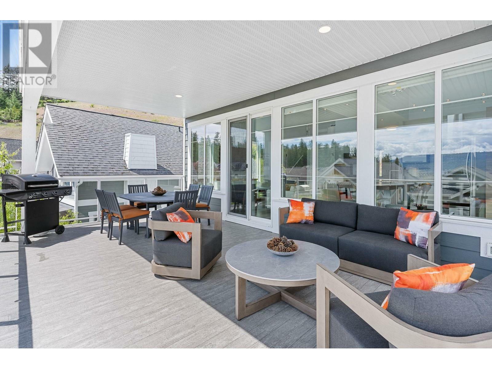 KELOWNA, British Columbia, V1Z 3R8, CA, 3 Bedrooms Bedrooms, ,2 BathroomsBathrooms,Residential,For Sale,1836675