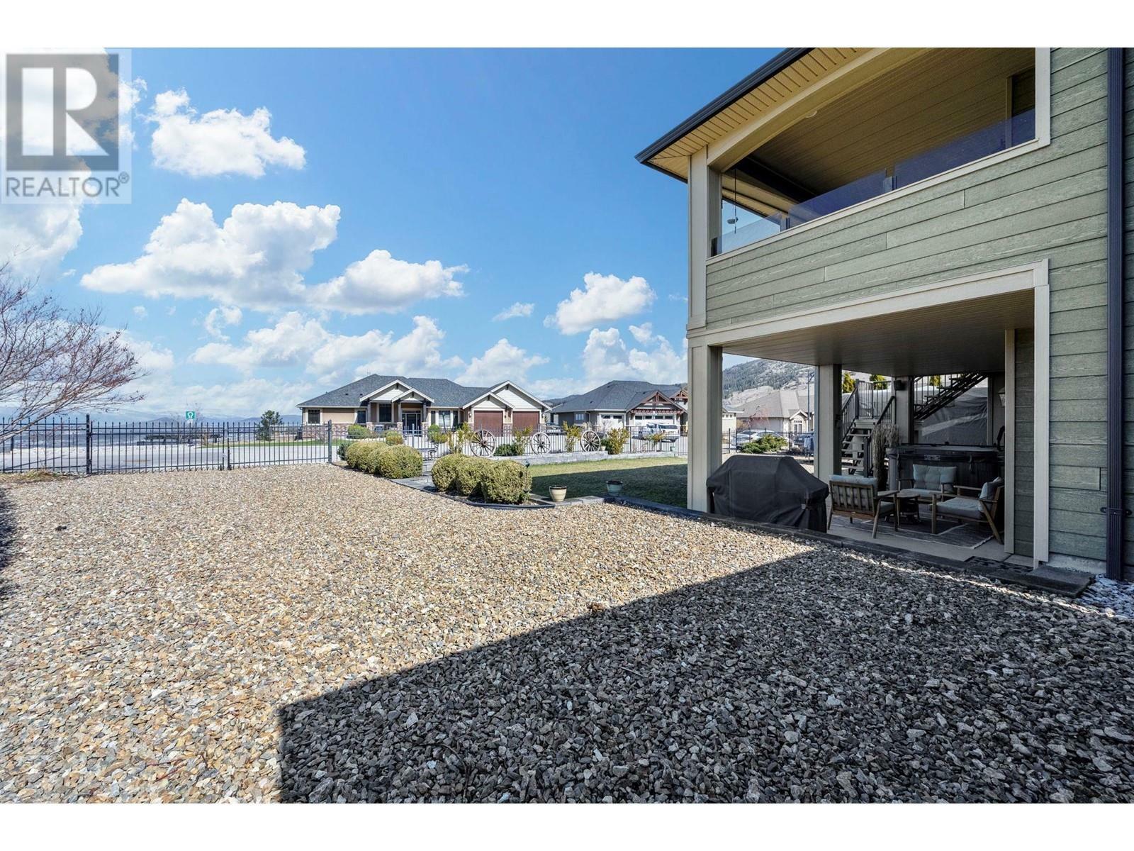 KELOWNA, British Columbia, V1P 1R7, CA, 5 Bedrooms Bedrooms, ,3 BathroomsBathrooms,Residential,For Sale,1837327
