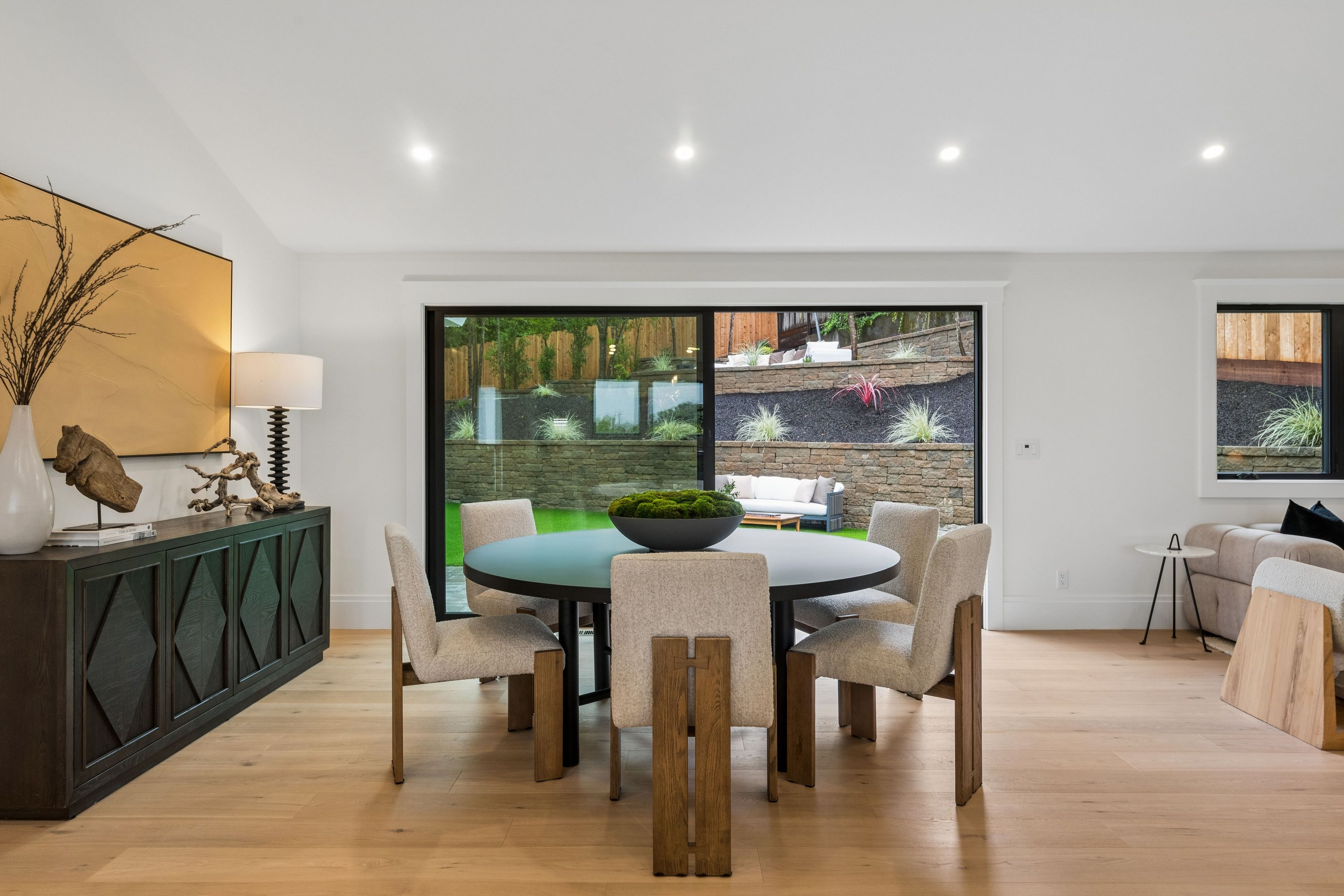  Spectacular Newly Developed Home - 物件實景