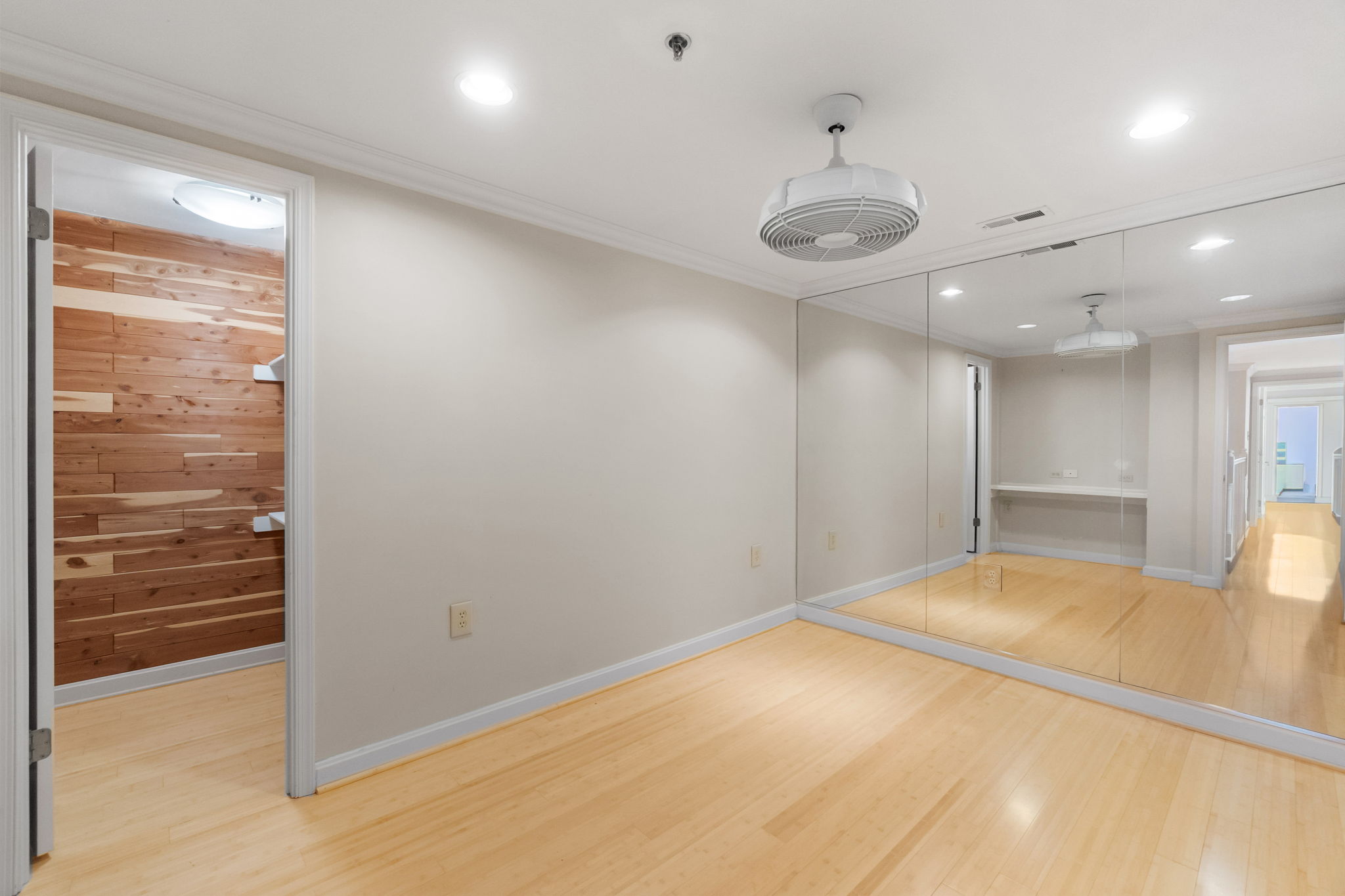  3556 Shore Drive, Virginia Beach, VA, 23455 - 物件實景