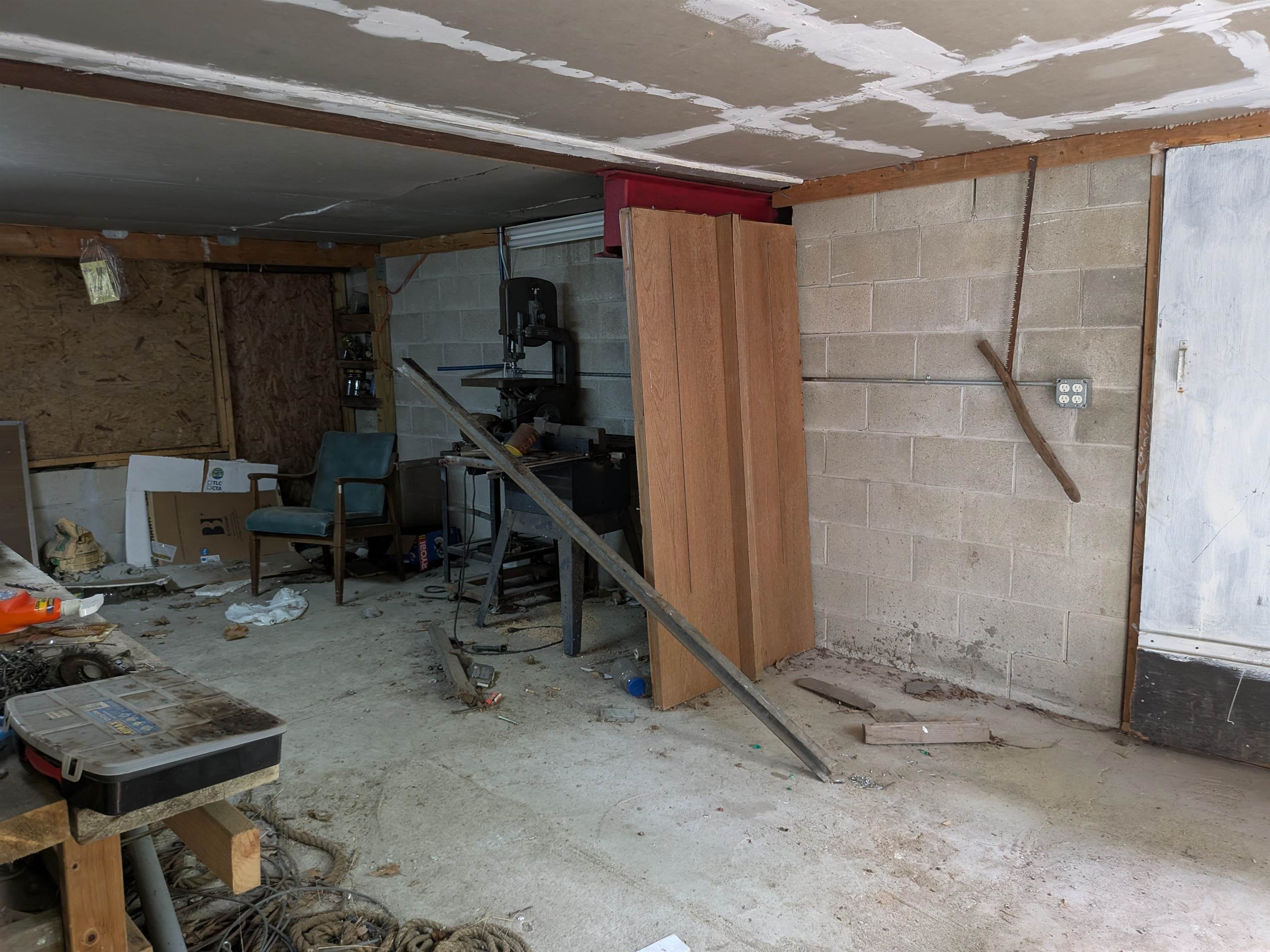 Hollis, New Hampshire, 03049, United States, 3 Bedrooms Bedrooms, ,2 BathroomsBathrooms,Residential,For Sale,1934424