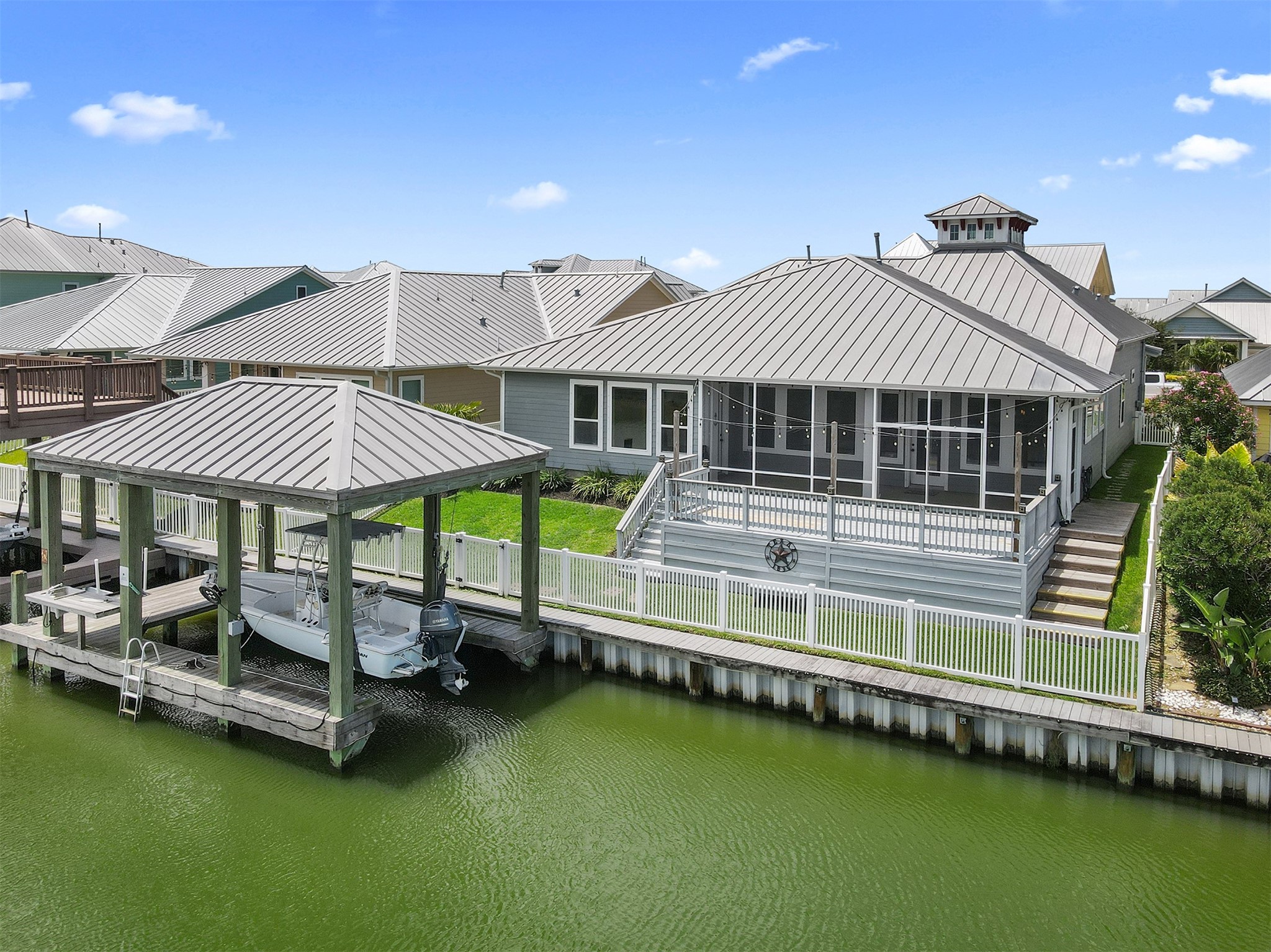 Texas City, Texas, 77590, United States, 3 Bedrooms Bedrooms, ,3 BathroomsBathrooms,Residential,For Sale,1911937