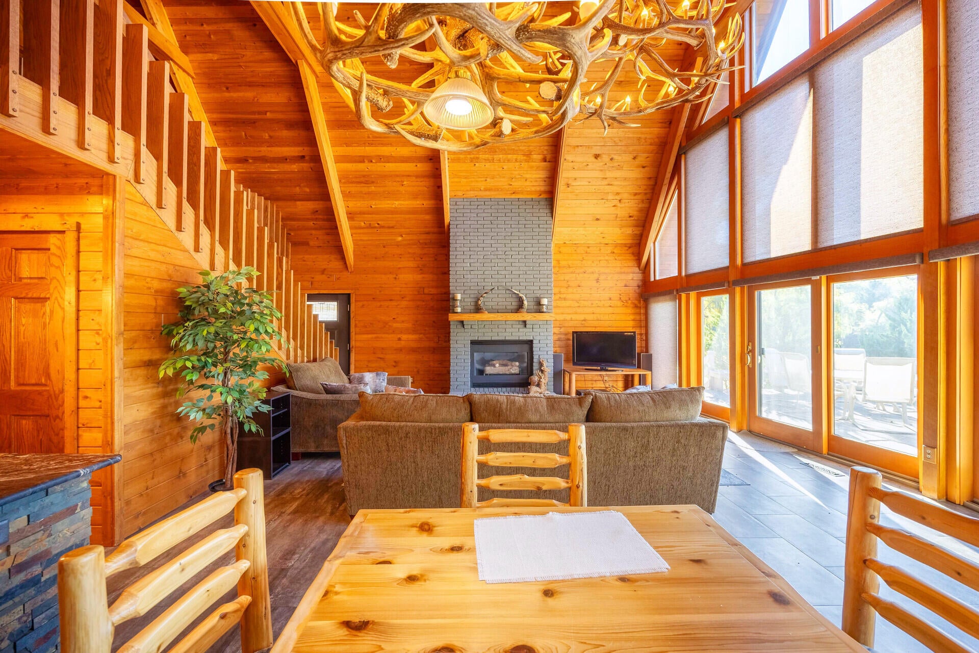 Brooklyn, Michigan, 49230, United States, 3 Bedrooms Bedrooms, ,3 BathroomsBathrooms,Residential,For Sale,1991046