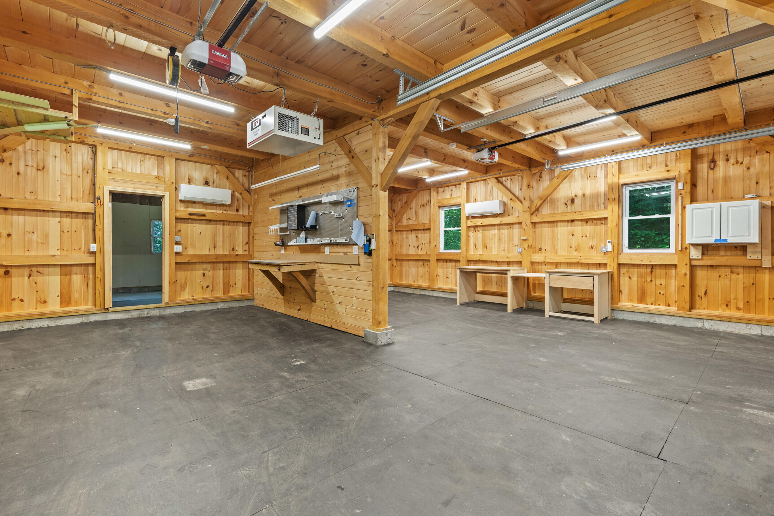 Windham, Maine, 04062, United States, 3 Bedrooms Bedrooms, ,4 BathroomsBathrooms,Residential,For Sale,1937682