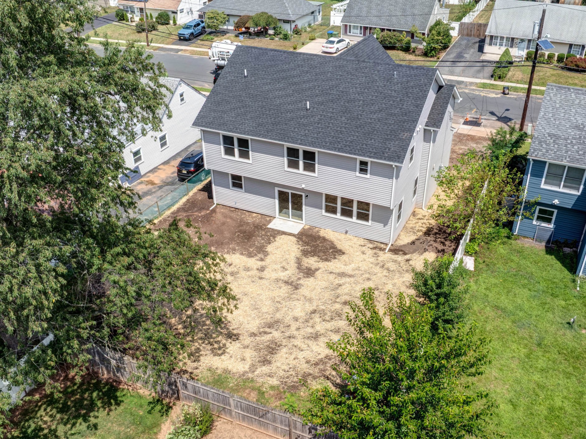 Edison, New Jersey, 08817, United States, 5 Bedrooms Bedrooms, ,4 BathroomsBathrooms,Residential,For Sale,1943601