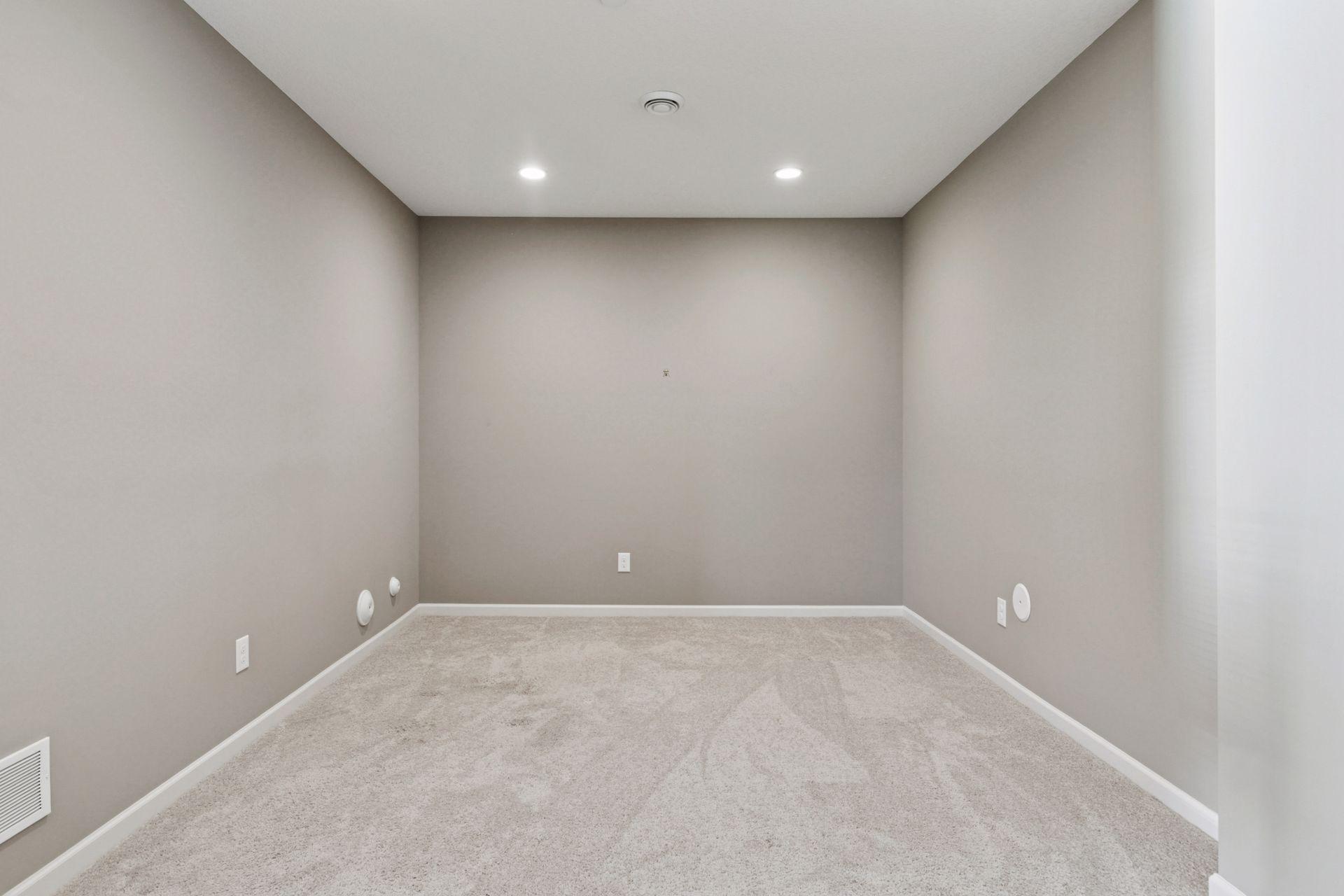 Lakeville, Minnesota, 55044, United States, 3 Bedrooms Bedrooms, ,2 BathroomsBathrooms,Residential,For Sale,1971412