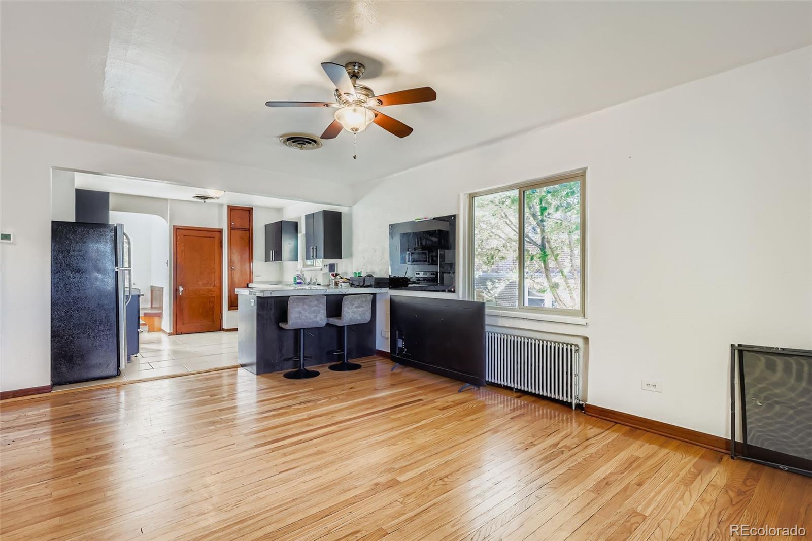 Denver, Colorado, 80205, United States, 3 Bedrooms Bedrooms, ,1 BathroomBathrooms,Residential,For Sale,1969232