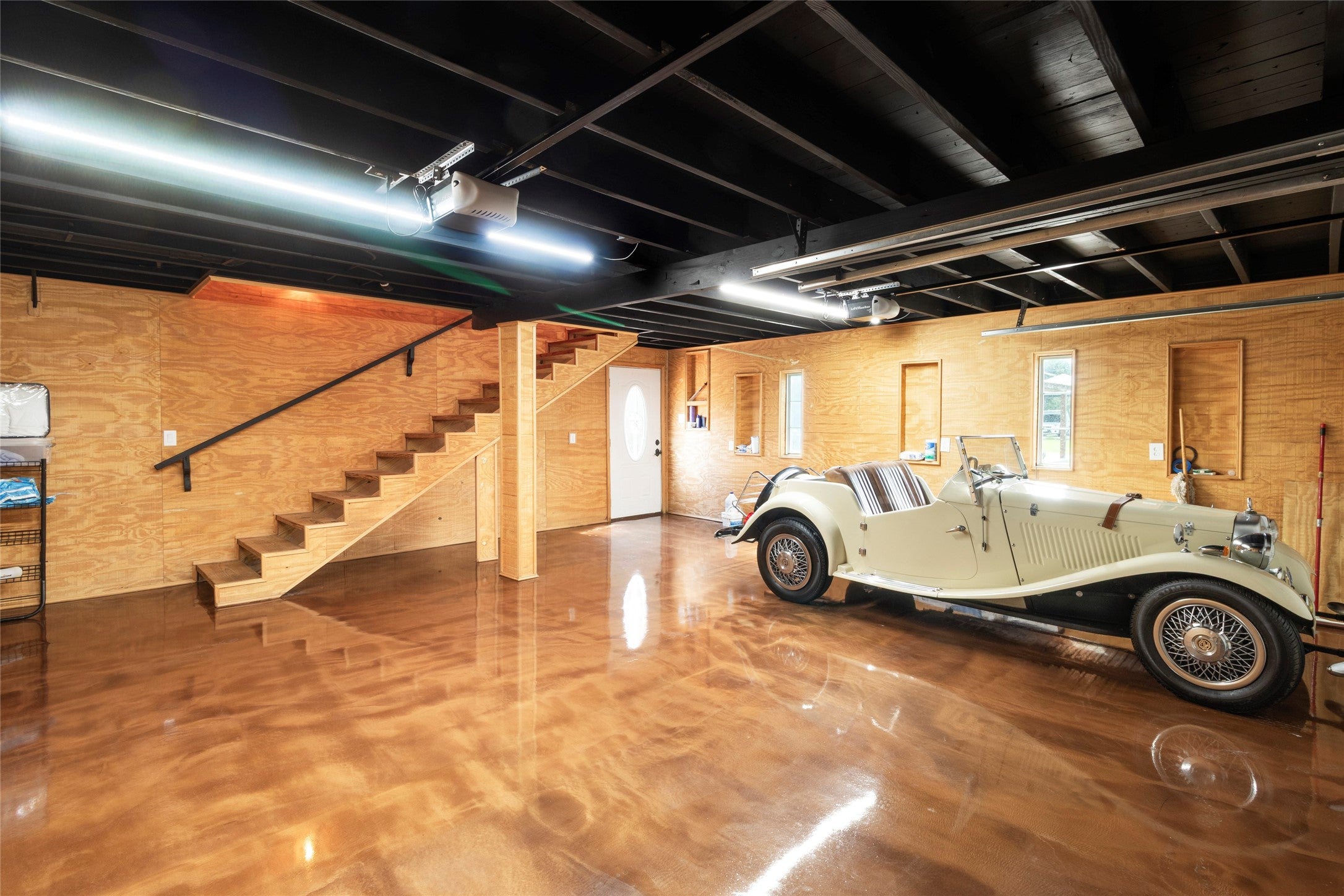 Liverpool, Texas, 77577, United States, 3 Bedrooms Bedrooms, ,2 BathroomsBathrooms,Residential,For Sale,2008192