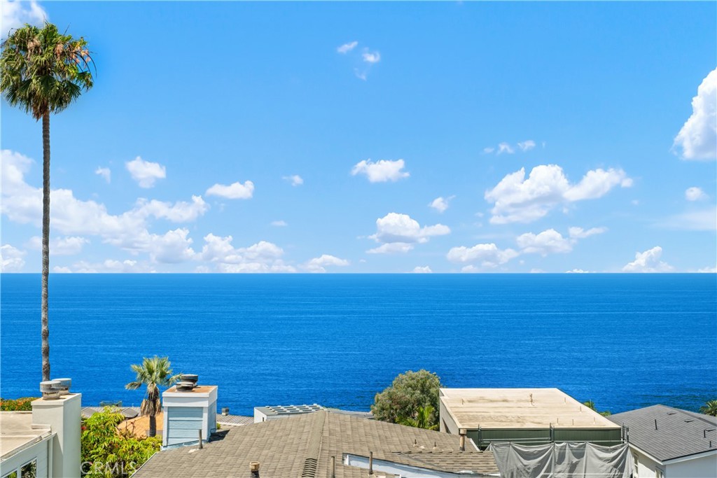 Laguna Beach, California, 92651, United States, 2 Bedrooms Bedrooms, ,3 BathroomsBathrooms,Residential,For Sale,1998159