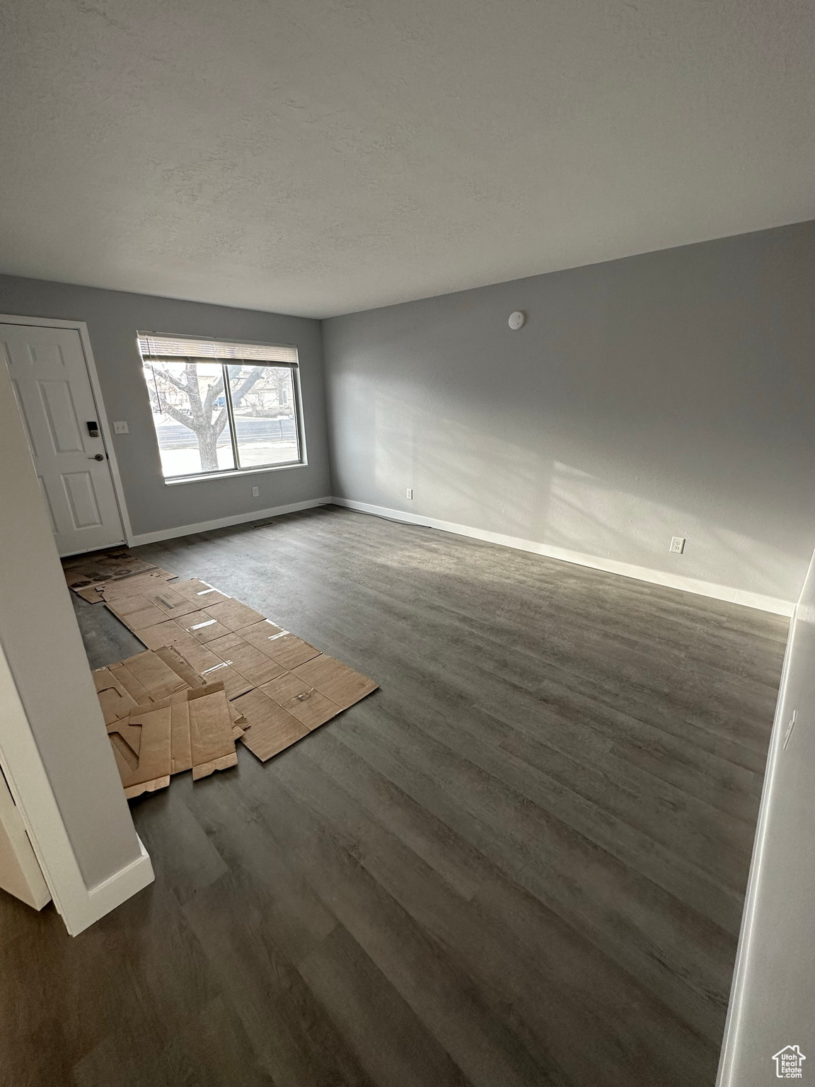 2963 S 3200 W, West Valley City, Utah, 84119, United States, 6 Bedrooms Bedrooms, ,Residential,For Sale,2963 S 3200 W,1617630