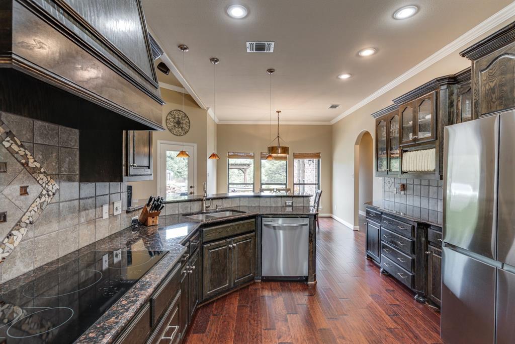 Midlothian, Texas, 76065, United States, 4 Bedrooms Bedrooms, ,4 BathroomsBathrooms,Residential,For Sale,1931685