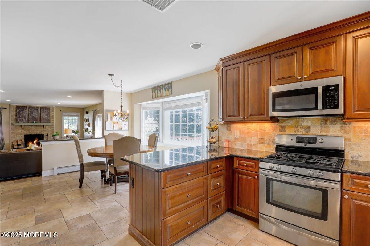 Freehold, New Jersey, 07728, United States, 5 Bedrooms Bedrooms, ,3 BathroomsBathrooms,Residential,For Sale,1914357
