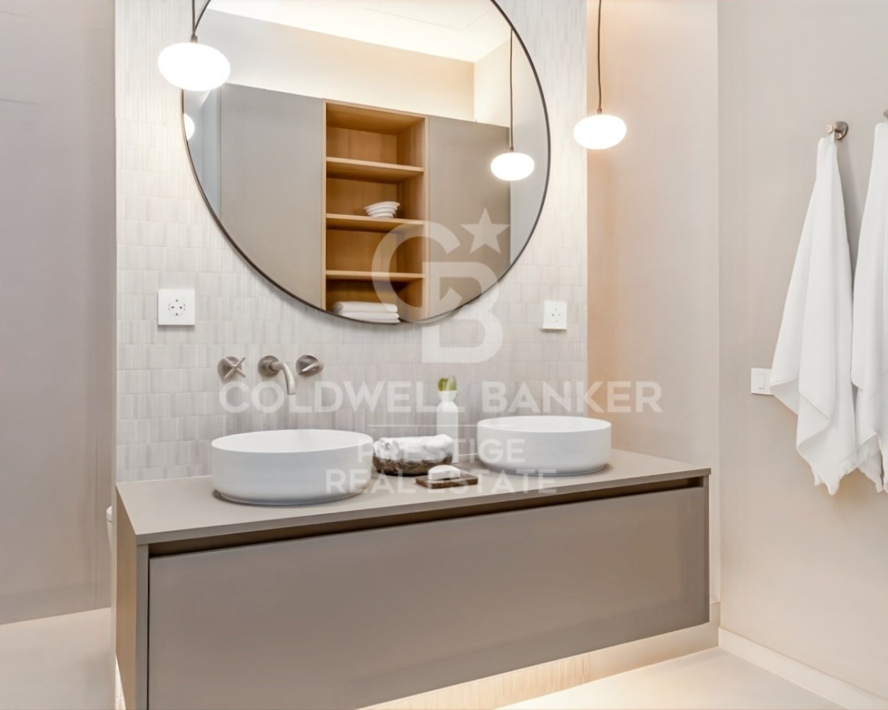 Barcelona, Catalonia, ES, 2 Bedrooms Bedrooms, ,2 BathroomsBathrooms,Residential,For Sale,1846588
