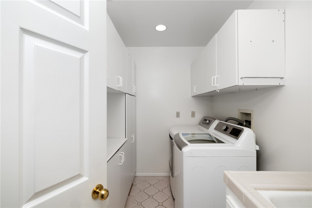 Arcadia, California, 91007, United States, 3 Bedrooms Bedrooms, ,2 BathroomsBathrooms,Residential,For Sale,1989649