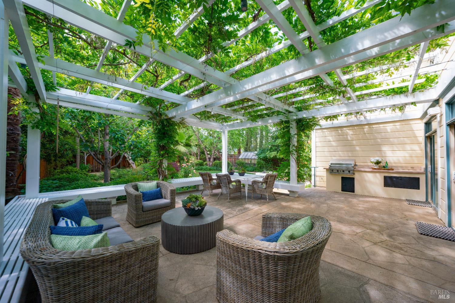 St. Helena, California, 94574, United States, 4 Bedrooms Bedrooms, ,4 BathroomsBathrooms,Residential,For Sale,1836928