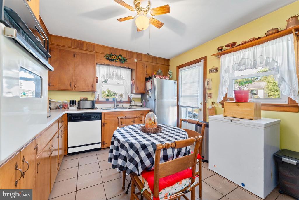 Fredericksburg, Virginia, 22407, United States, 5 Bedrooms Bedrooms, ,3 BathroomsBathrooms,Residential,For Sale,1925388