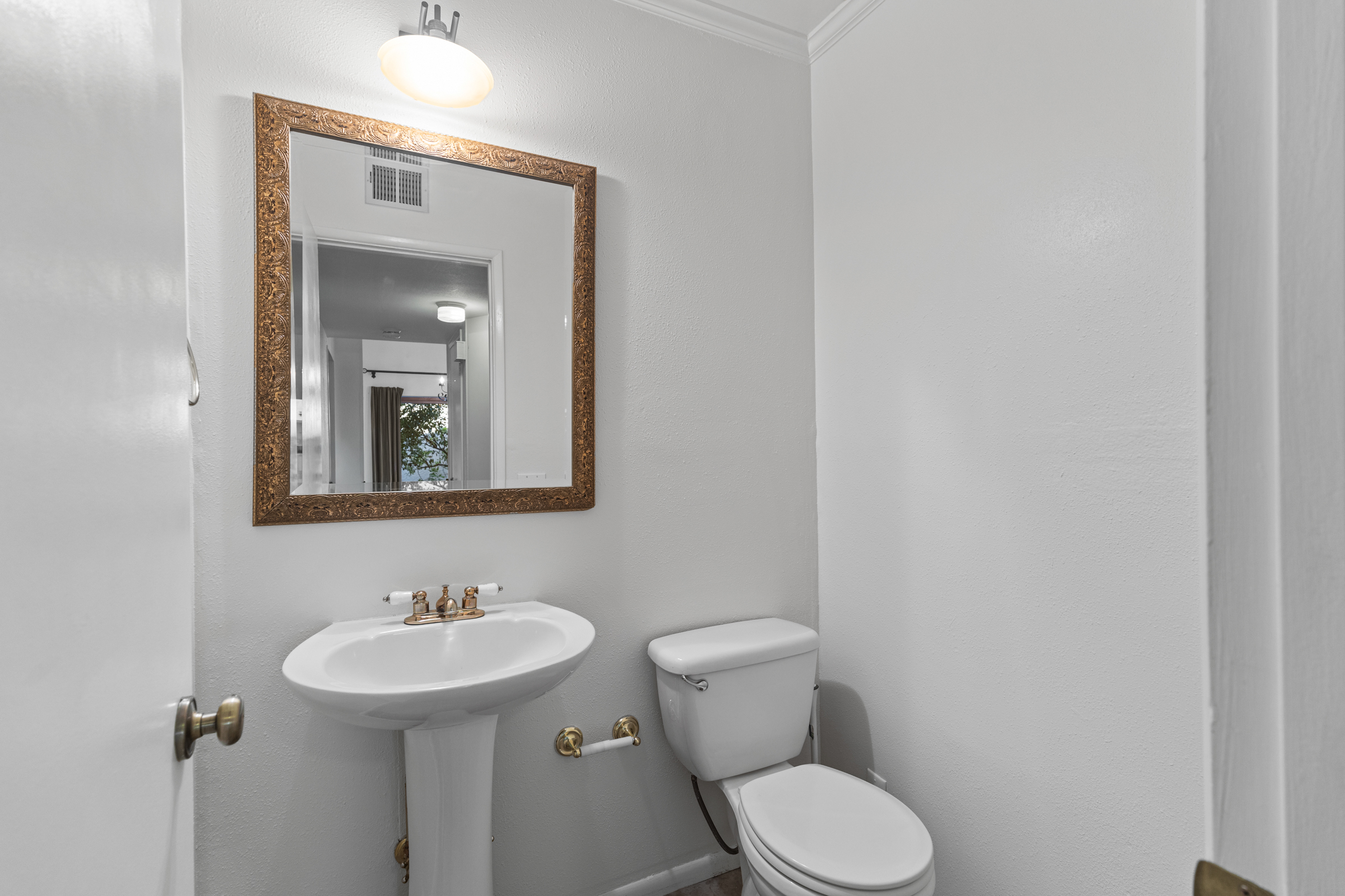 Tempe, Arizona, 85283, United States, 4 Bedrooms Bedrooms, ,3 BathroomsBathrooms,Residential,For Sale,1985738