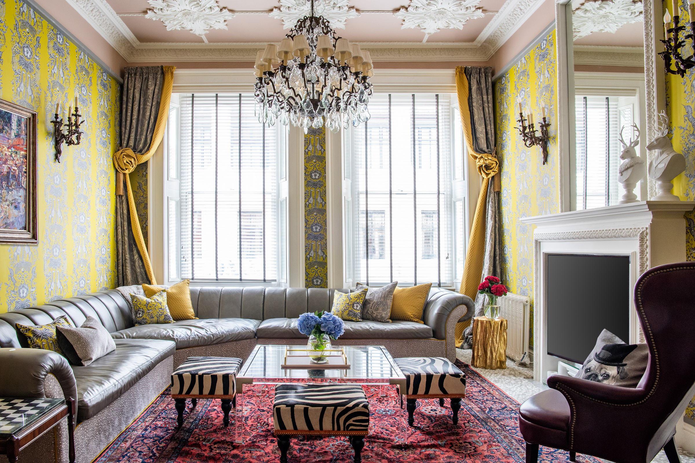 Award-Winning Apartment Next to Hyde Park 